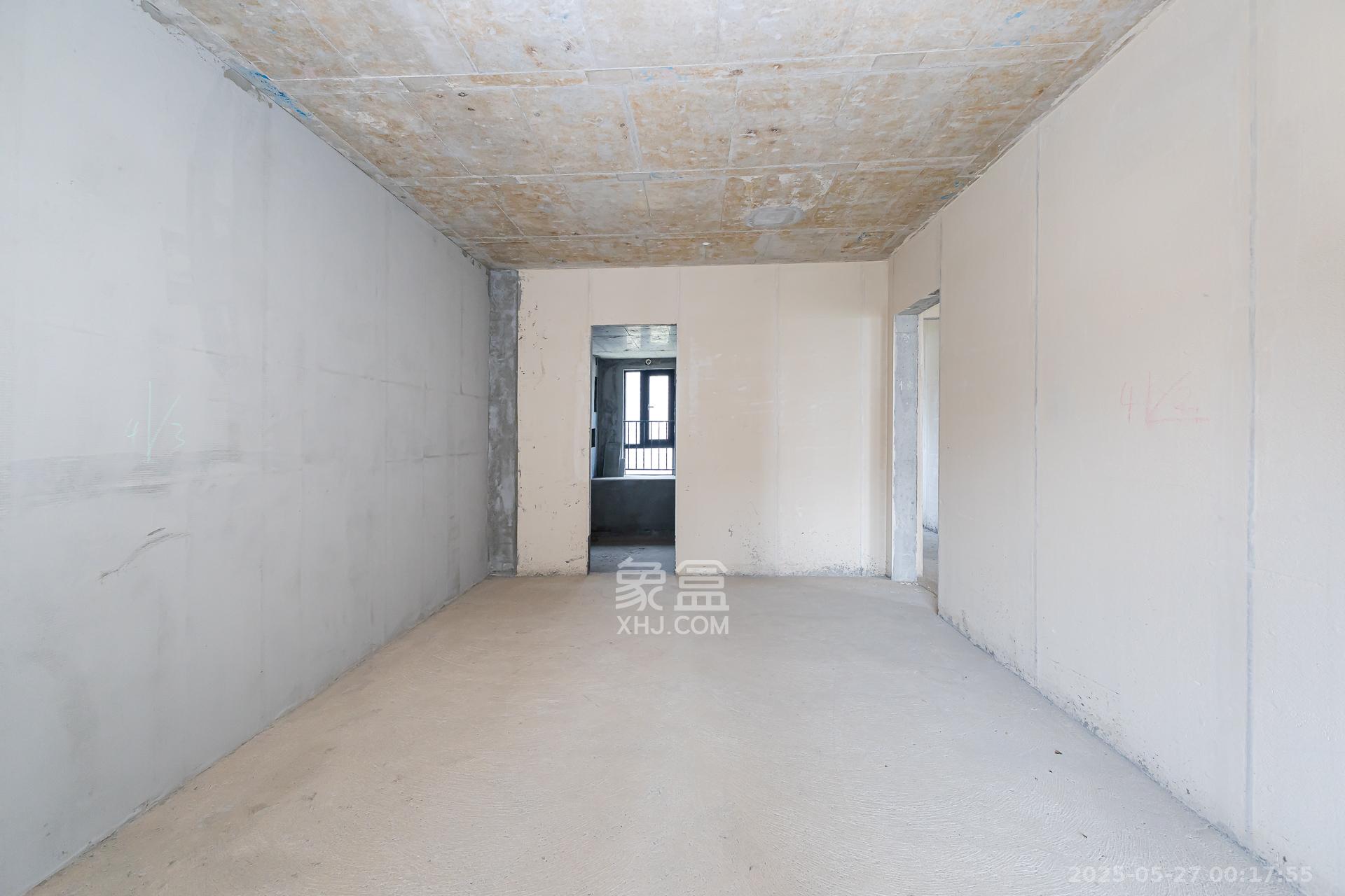 越秀湘江星汇城一期  4室2厅2卫    199.0万 越秀湘江星汇城一期  4室2厅2卫    199.0万卧室