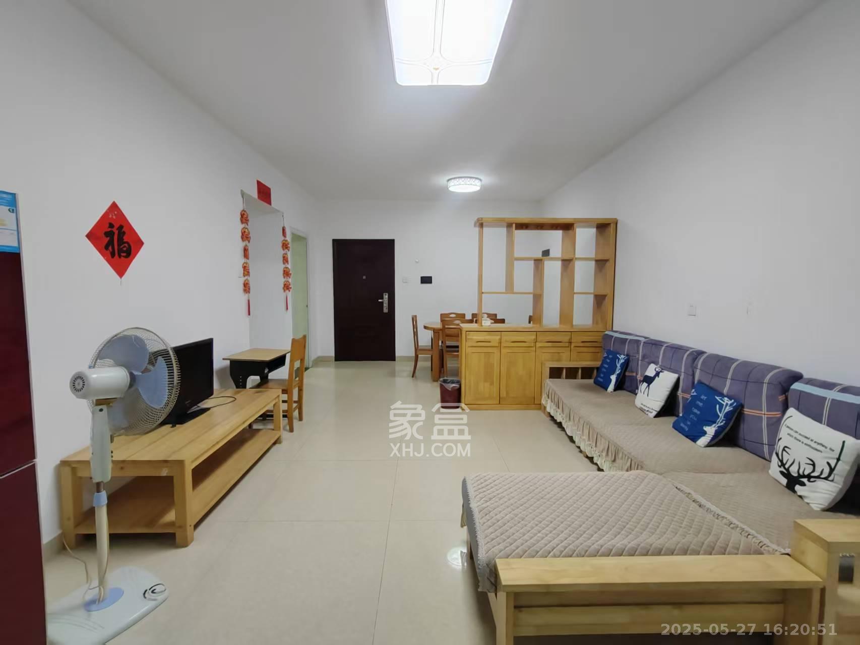 星城春晓  3室2厅1卫   1600.00元/月室内图