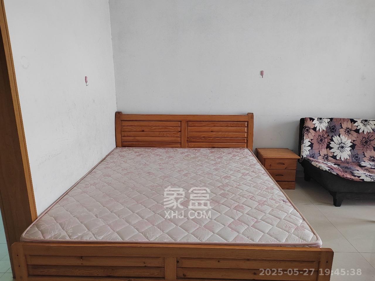 枫华府第  1室1厅1卫   1000.00元/月室内图