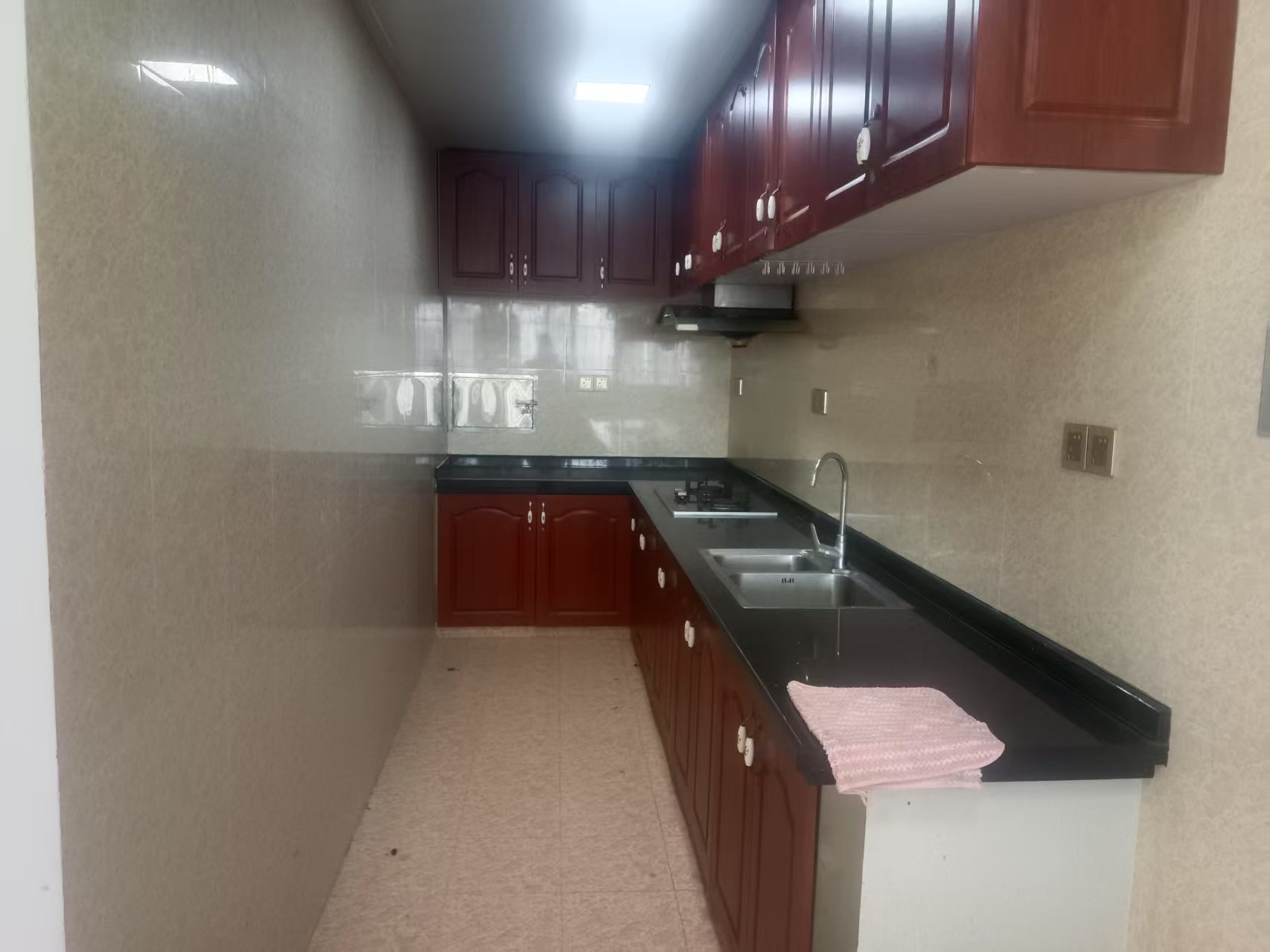 世贸中心 3室2厅1卫 3200.0元/月 世贸中心 3室2厅1卫 3200.0元/月室内图