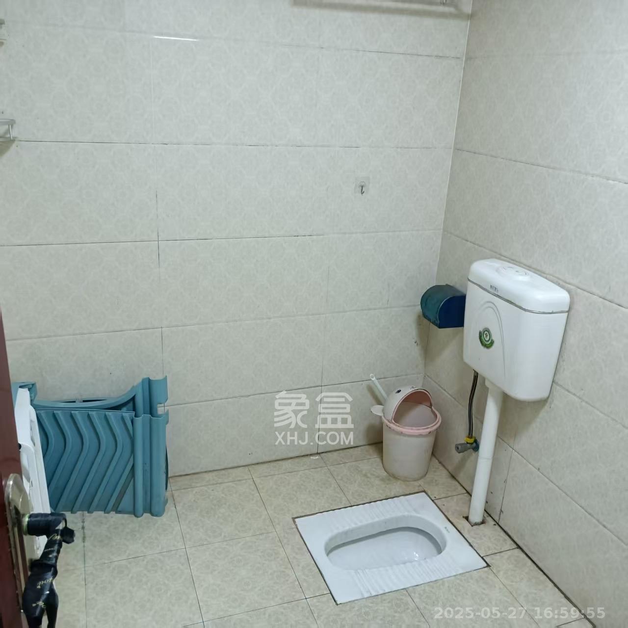 山水湾  1室1厅1卫   1300.00元/月室内图