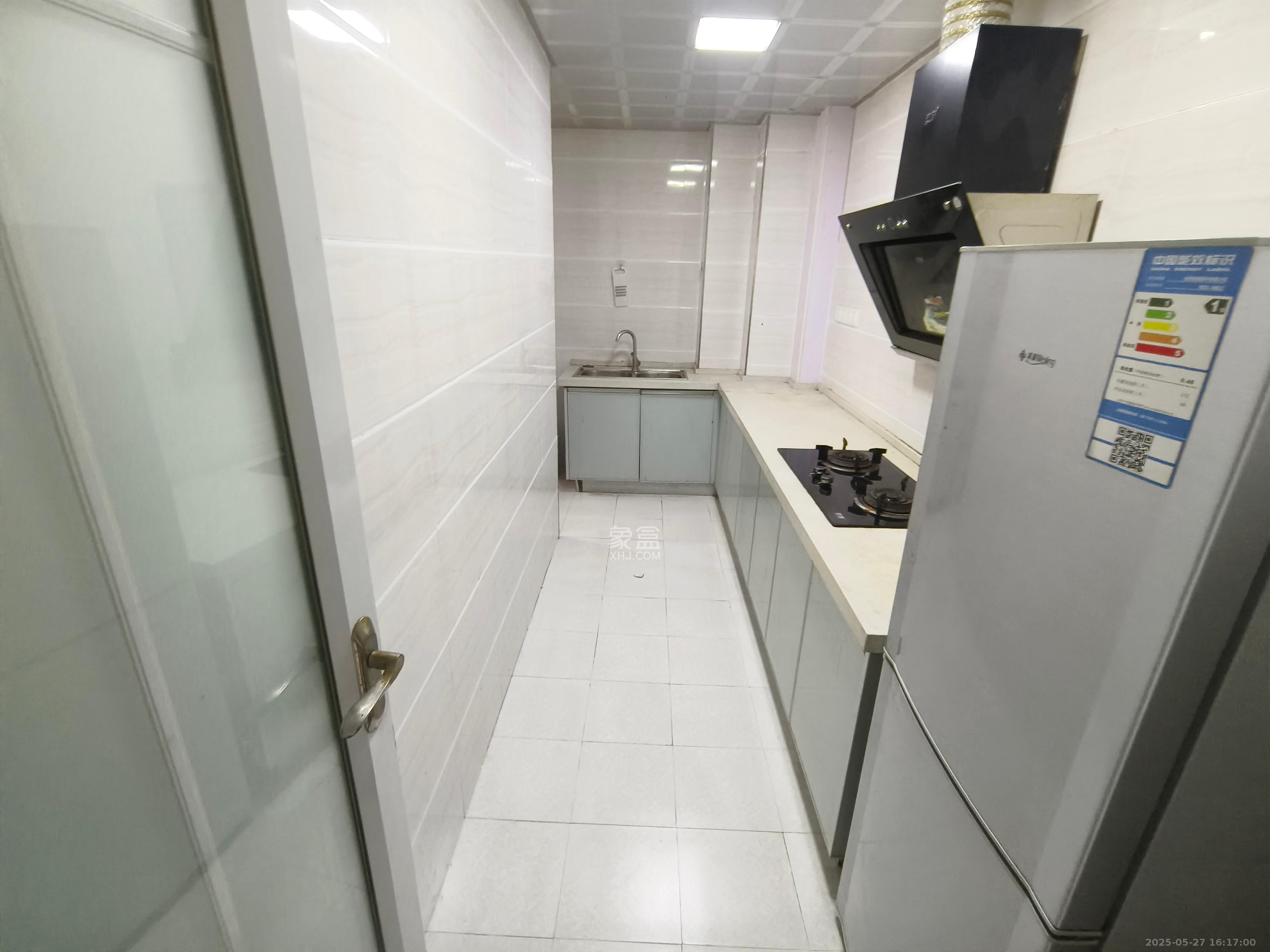 旭辉御府 3室2厅1卫 2000.0元/月 旭辉御府 3室2厅1卫 2000.0元/月室内图