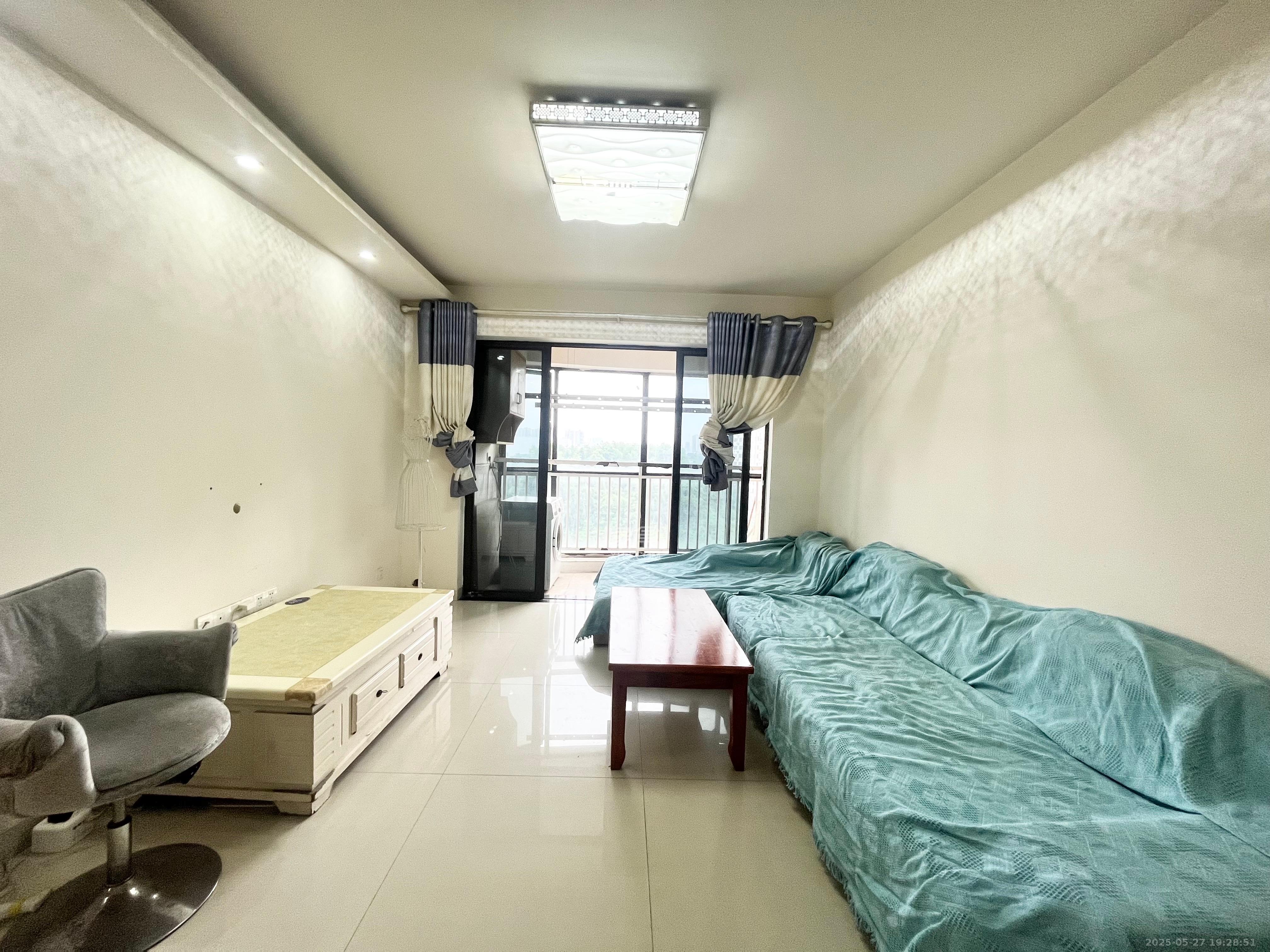 保利麓谷林语F区  3室2厅1卫   2500.00元/月