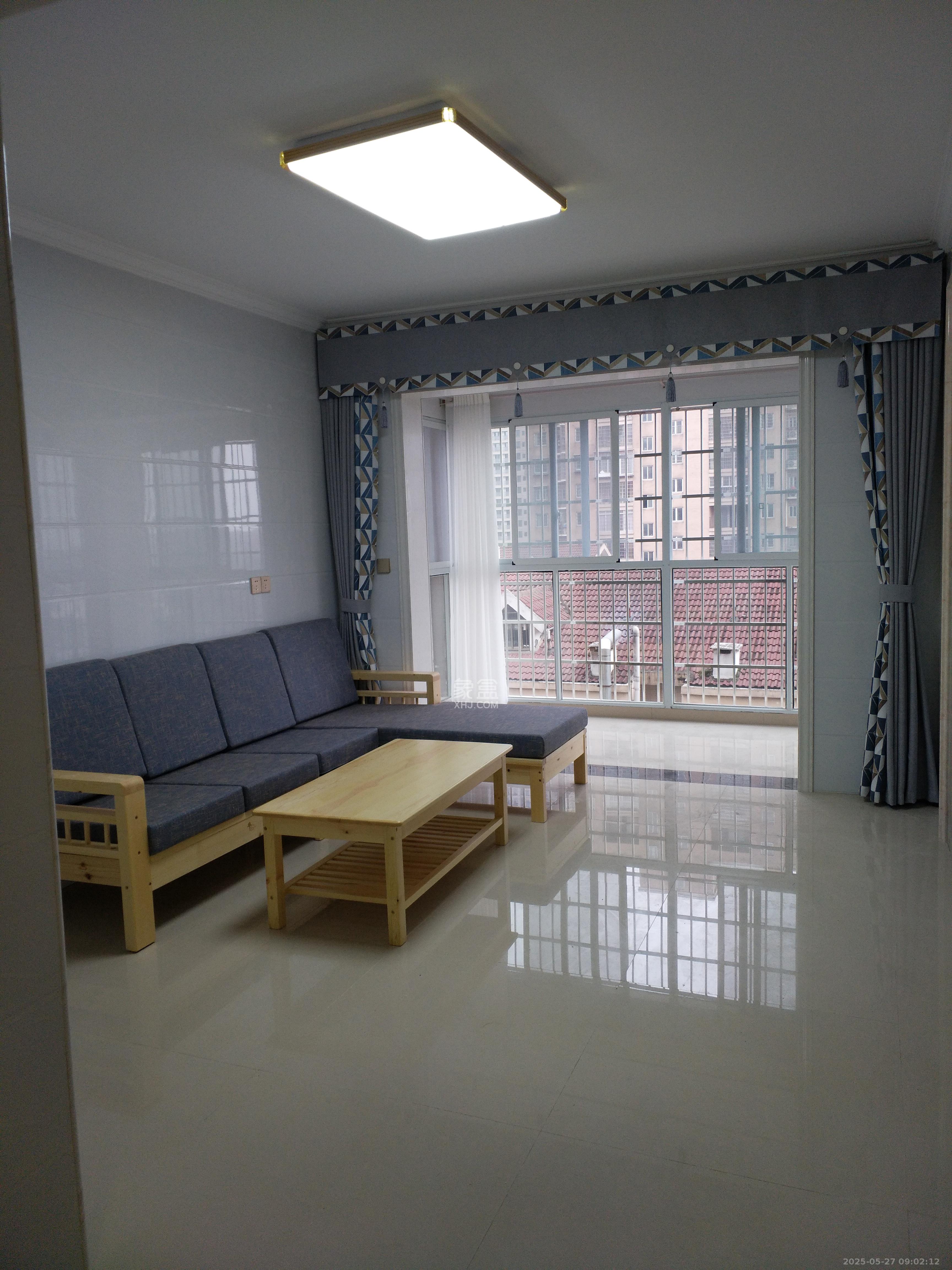 和沁园  2室2厅1卫   2200.00元/月室内图1
