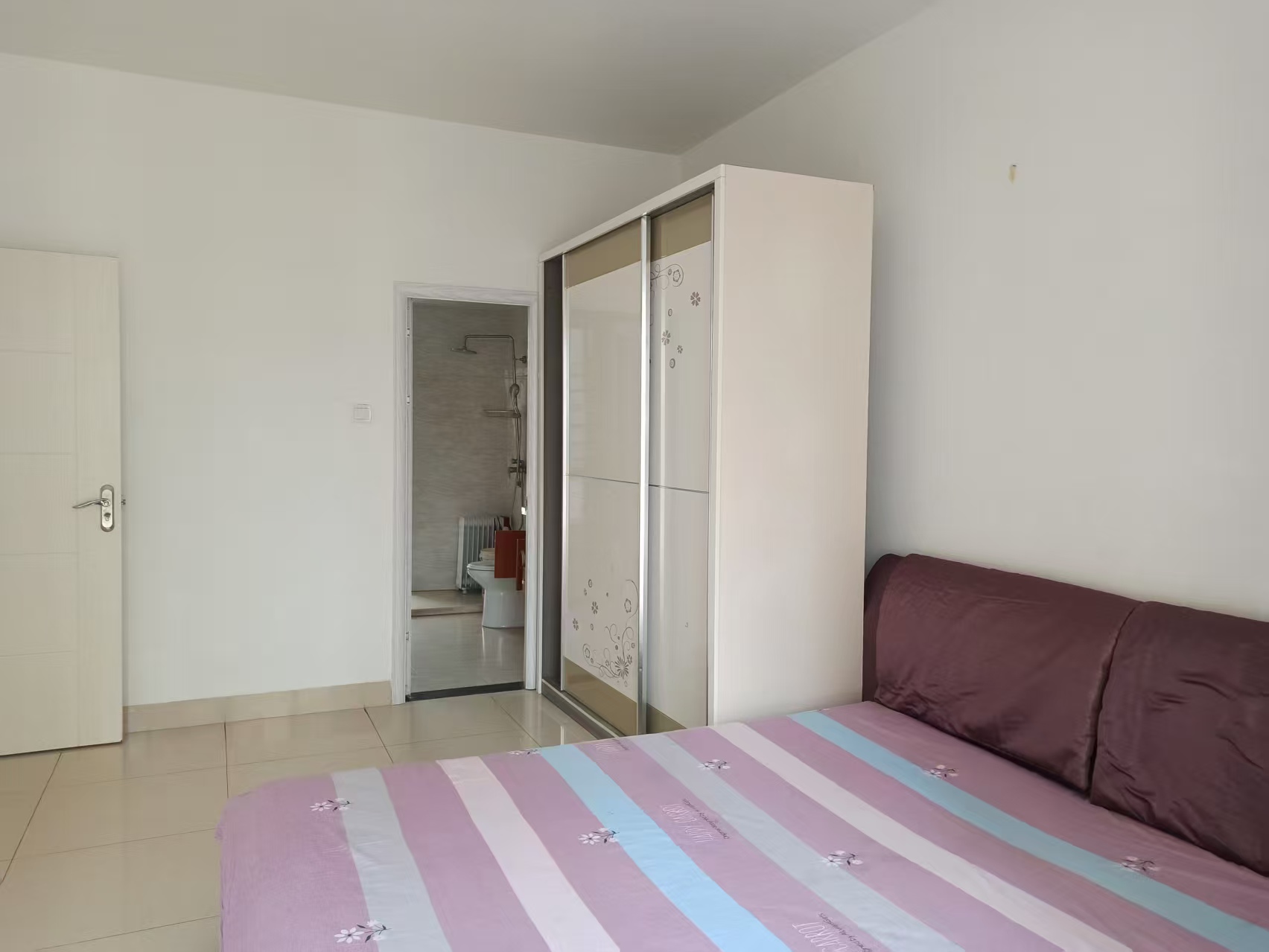 瑞园二期  3室2厅2卫    3000.0元/月 瑞园二期  3室2厅2卫    3000.0元/月室内图