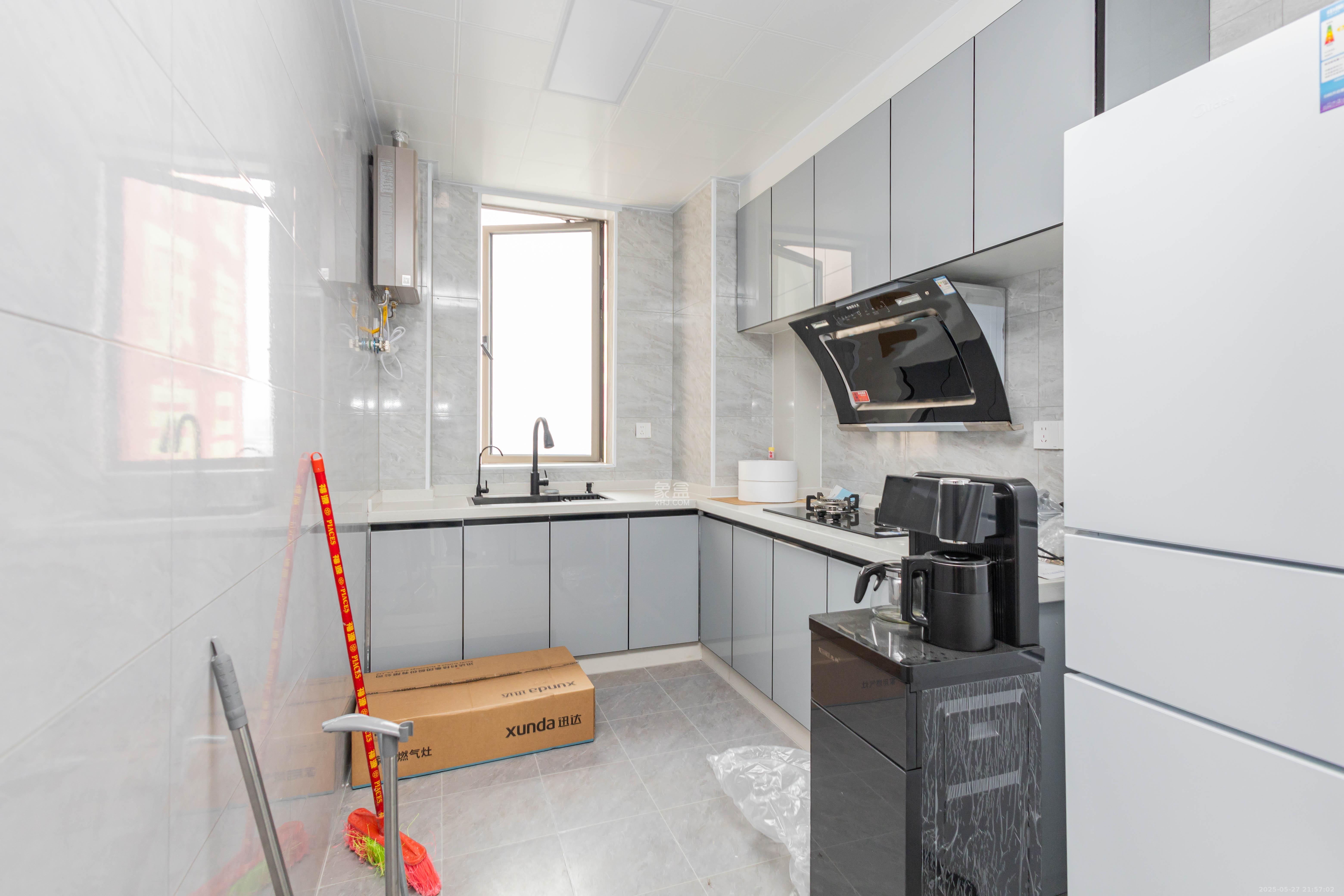 北控浩瀚 4室2厅2卫 98.0万 北控浩瀚 4室2厅2卫 98.0万厨房