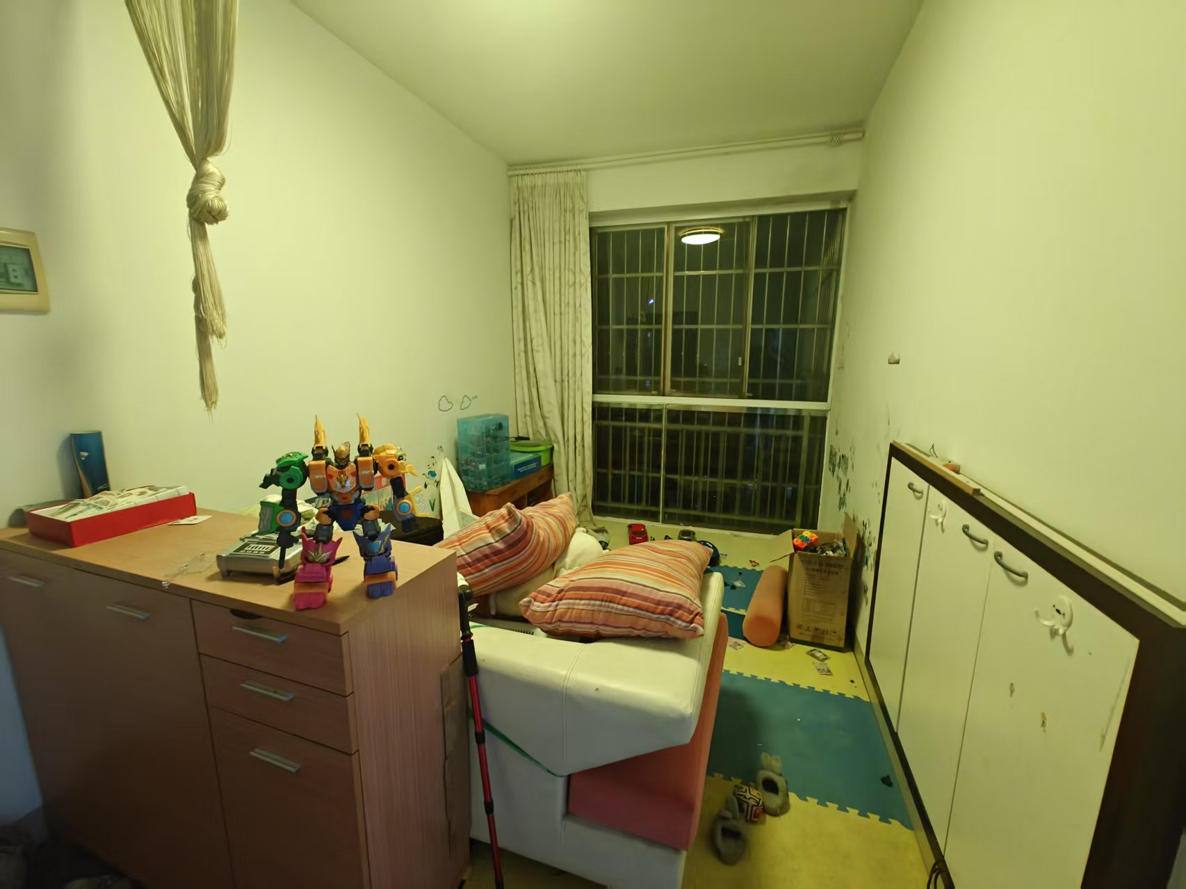 香山美境  3室2厅2卫    38.0万 香山美境  3室2厅2卫    38.0万室内图