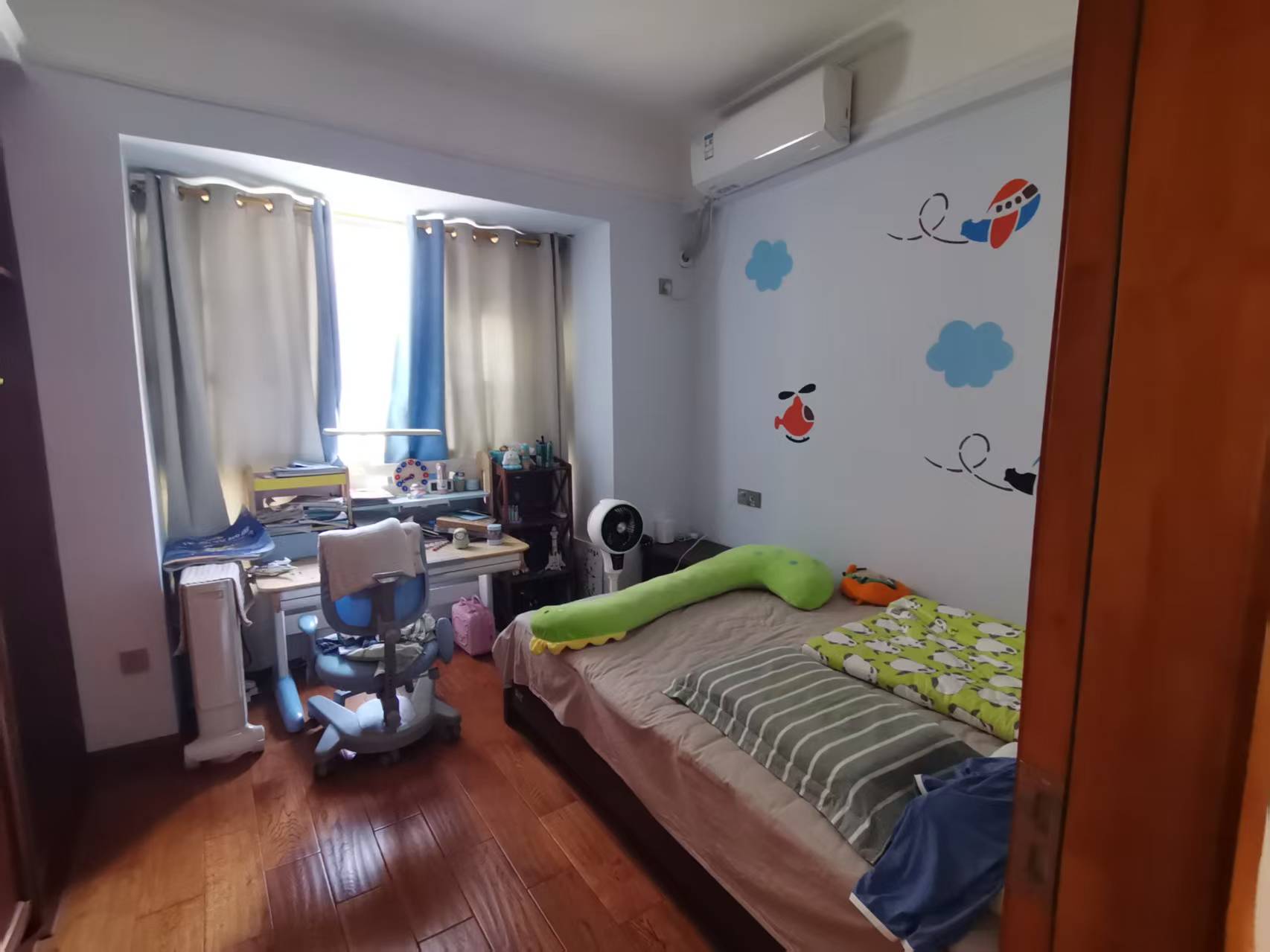 奥园广场  3室2厅2卫    81.8万 奥园广场  3室2厅2卫    81.8万室内图