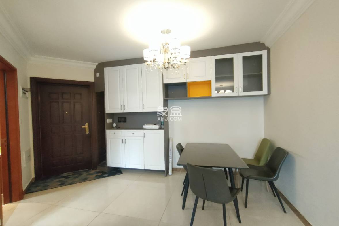 恒大华府  2室2厅1卫    65.0万 恒大华府  2室2厅1卫    65.0万室内图