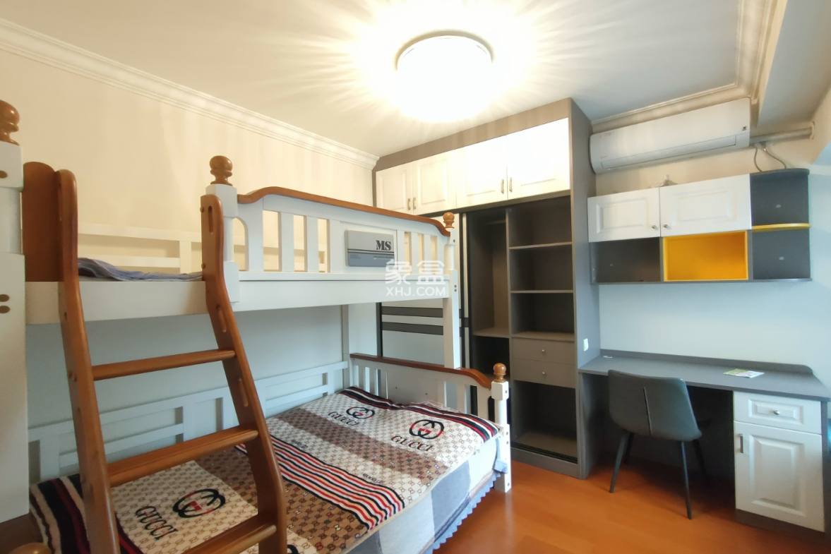 恒大华府  2室2厅1卫    65.0万 恒大华府  2室2厅1卫    65.0万室内图