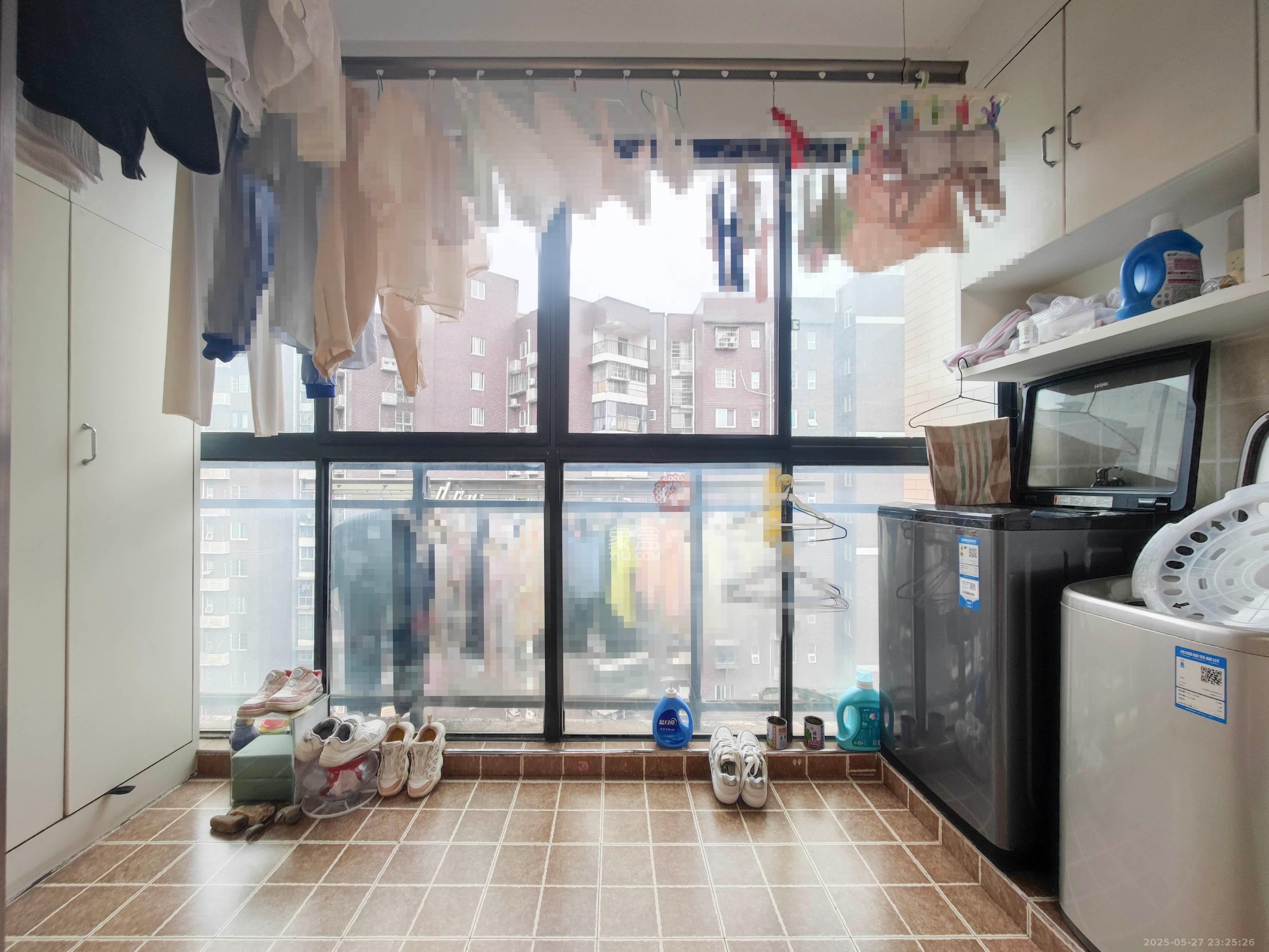 湘府十城(汇财御景湾新寓,汇财国际) 3室2厅2卫 98.0万 湘府十城(汇财御景湾新寓,汇财国际) 3室2厅2卫 98.0万其他