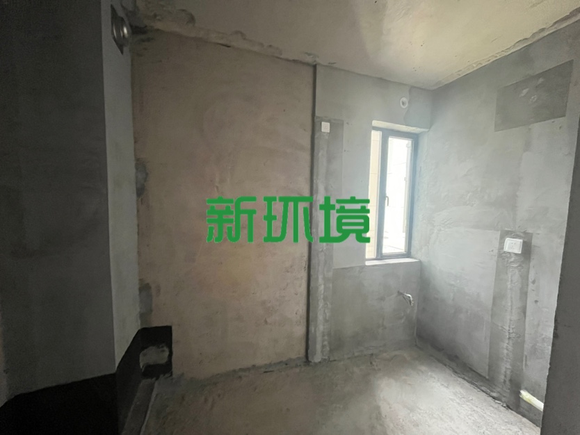中建凤栖台  3室2厅1卫   44.80万客厅