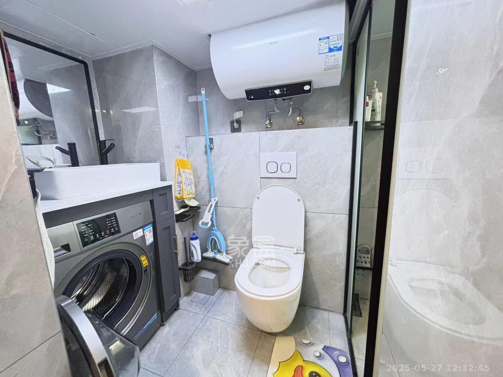 敬天广场 2室1厅1卫 2600.0元/月 敬天广场 2室1厅1卫 2600.0元/月室内图