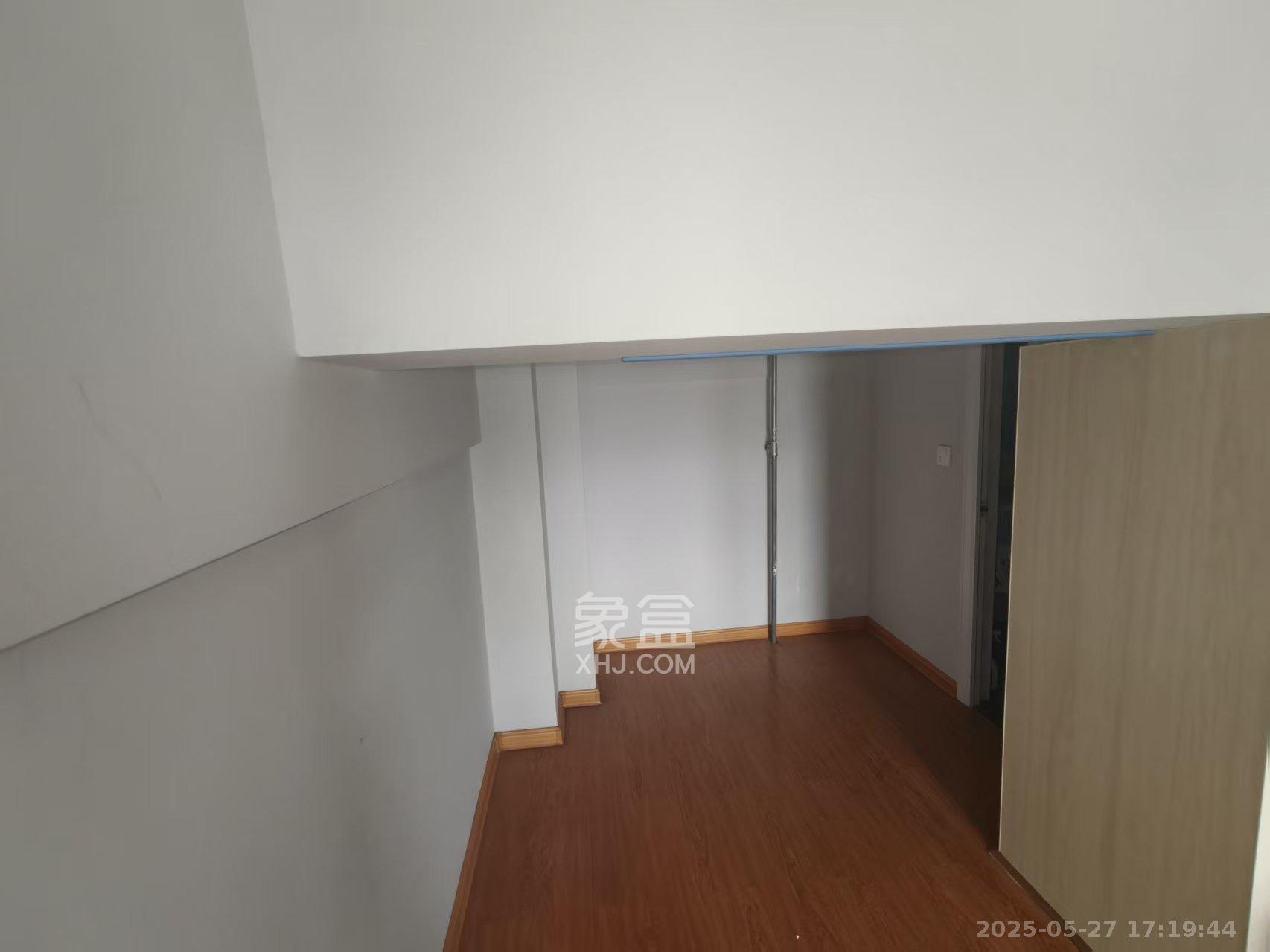 MOMA当代广场  1室1厅1卫    1400.0元/月室内图