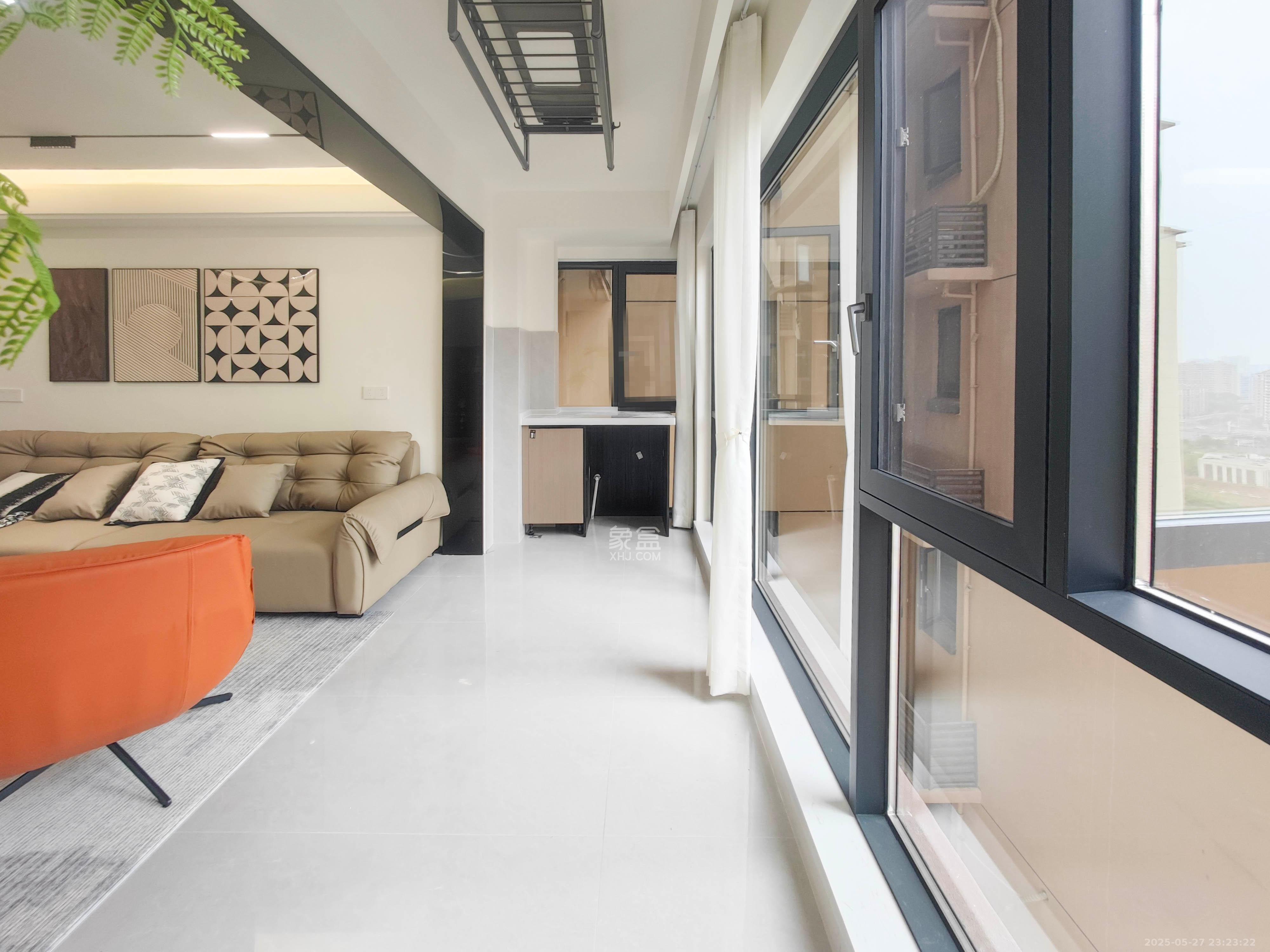 合能枫丹丽舍(柏悦名苑) 3室2厅2卫 129.8万 合能枫丹丽舍(柏悦名苑) 3室2厅2卫 129.8万其他