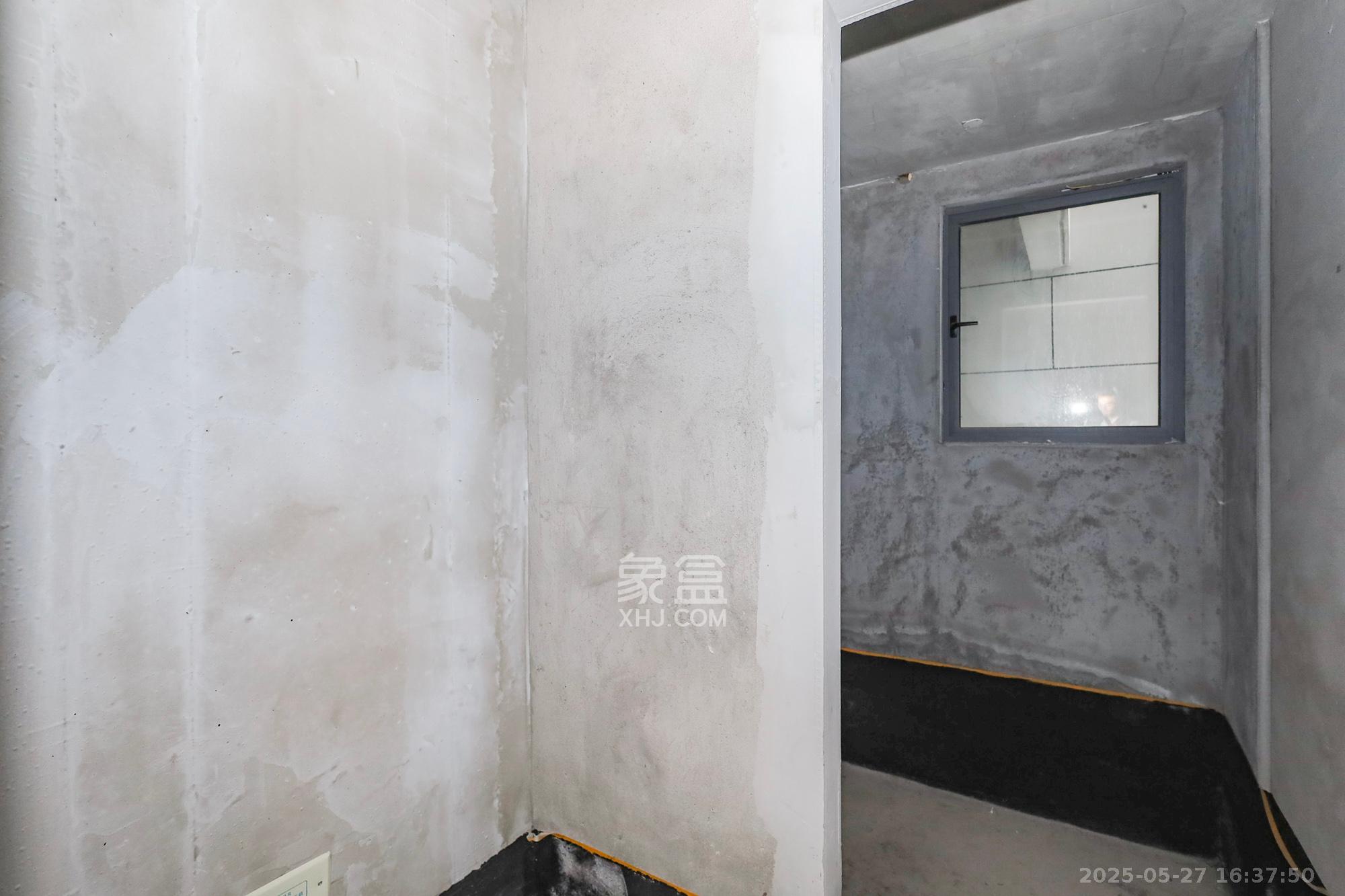 诺德滨江逸园（中铁逸园）  3室2厅2卫   154.80万卫生间