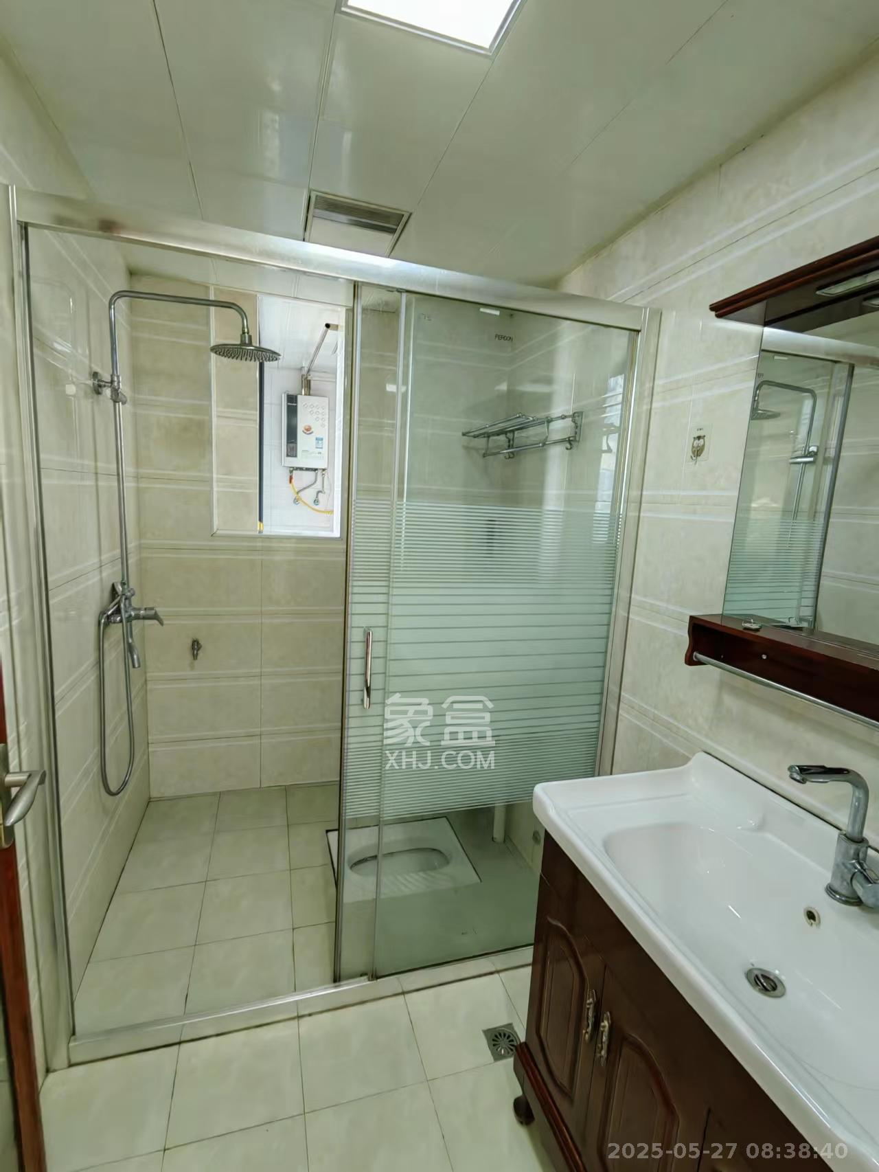 中建梅溪湖中心  3室2厅2卫   3100.00元/月室内图