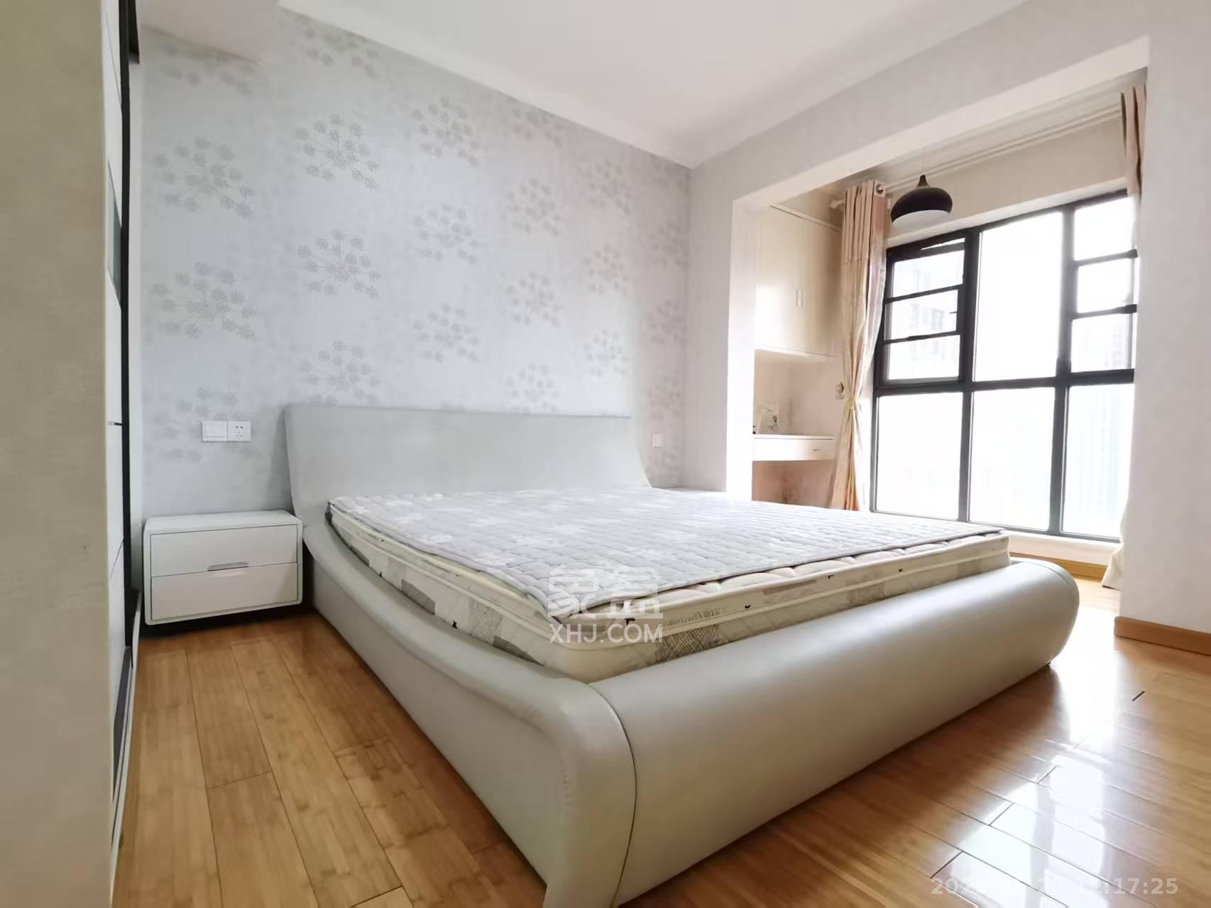 中海梅溪湖壹号  3室2厅1卫    2700.0元/月 中海梅溪湖壹号  3室2厅1卫    2700.0元/月室内图