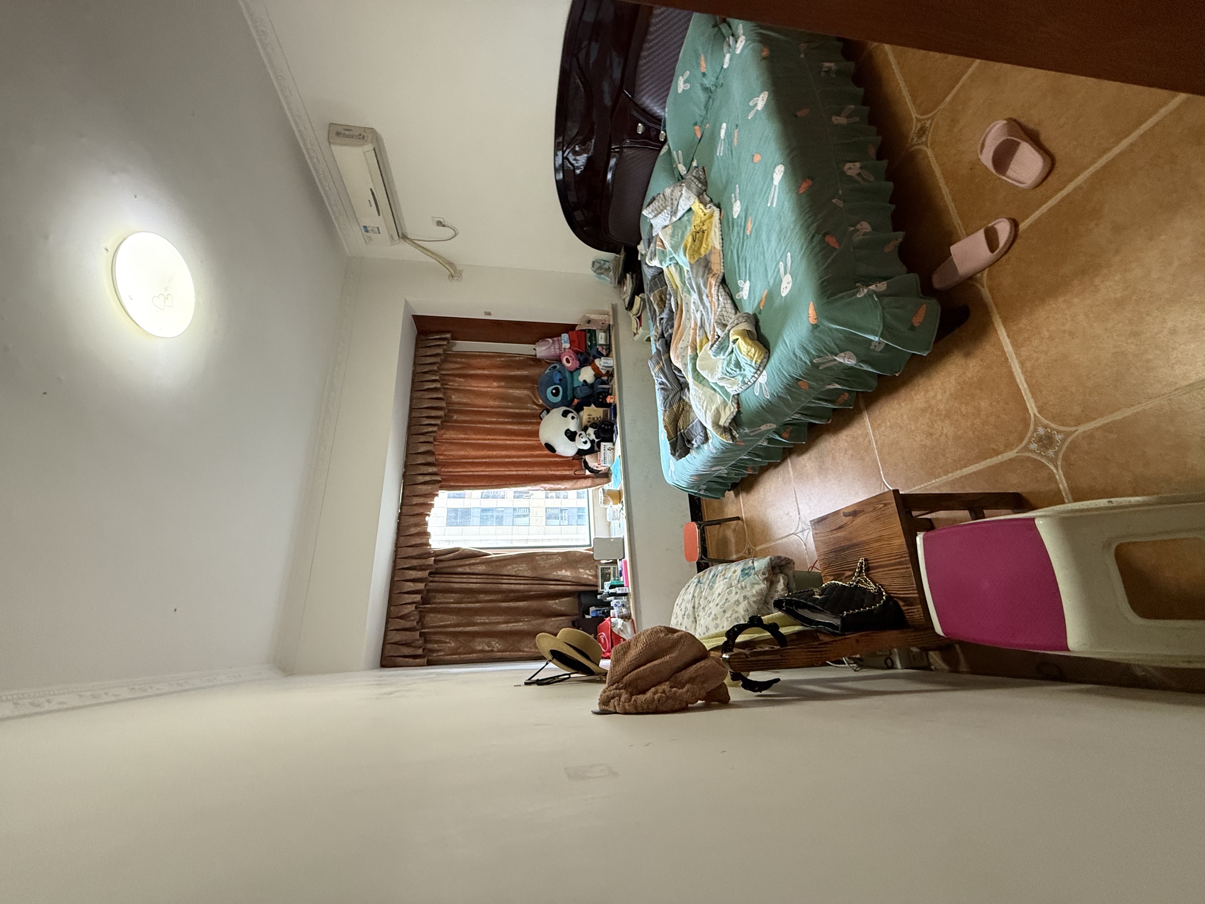 百弘学府城  1室3厅2卫    1500.0元/月 百弘学府城  1室3厅2卫    1500.0元/月室内图