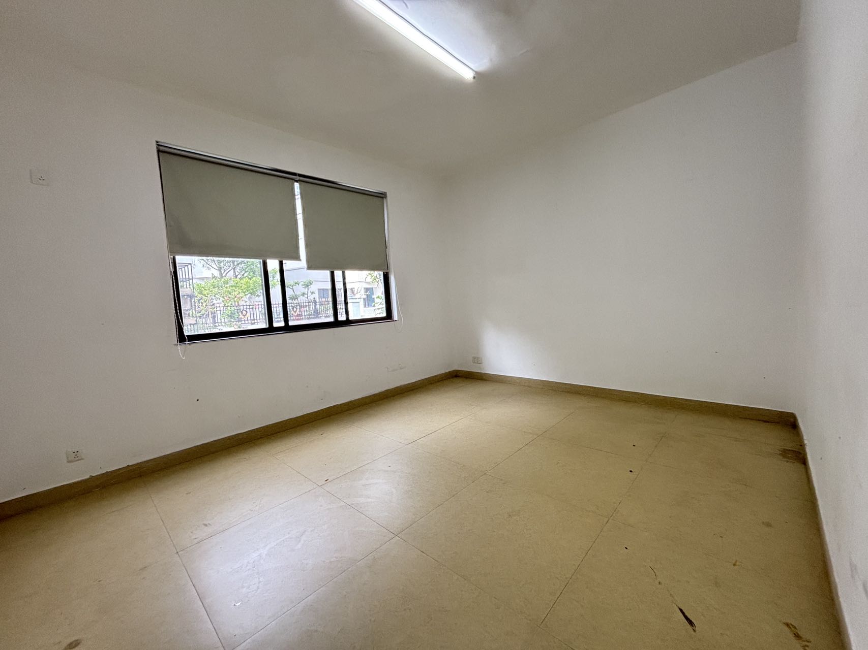 梨园别墅(龙昆南) 8室2厅3卫 16000.0元/月 梨园别墅(龙昆南) 8室2厅3卫 16000.0元/月室内图