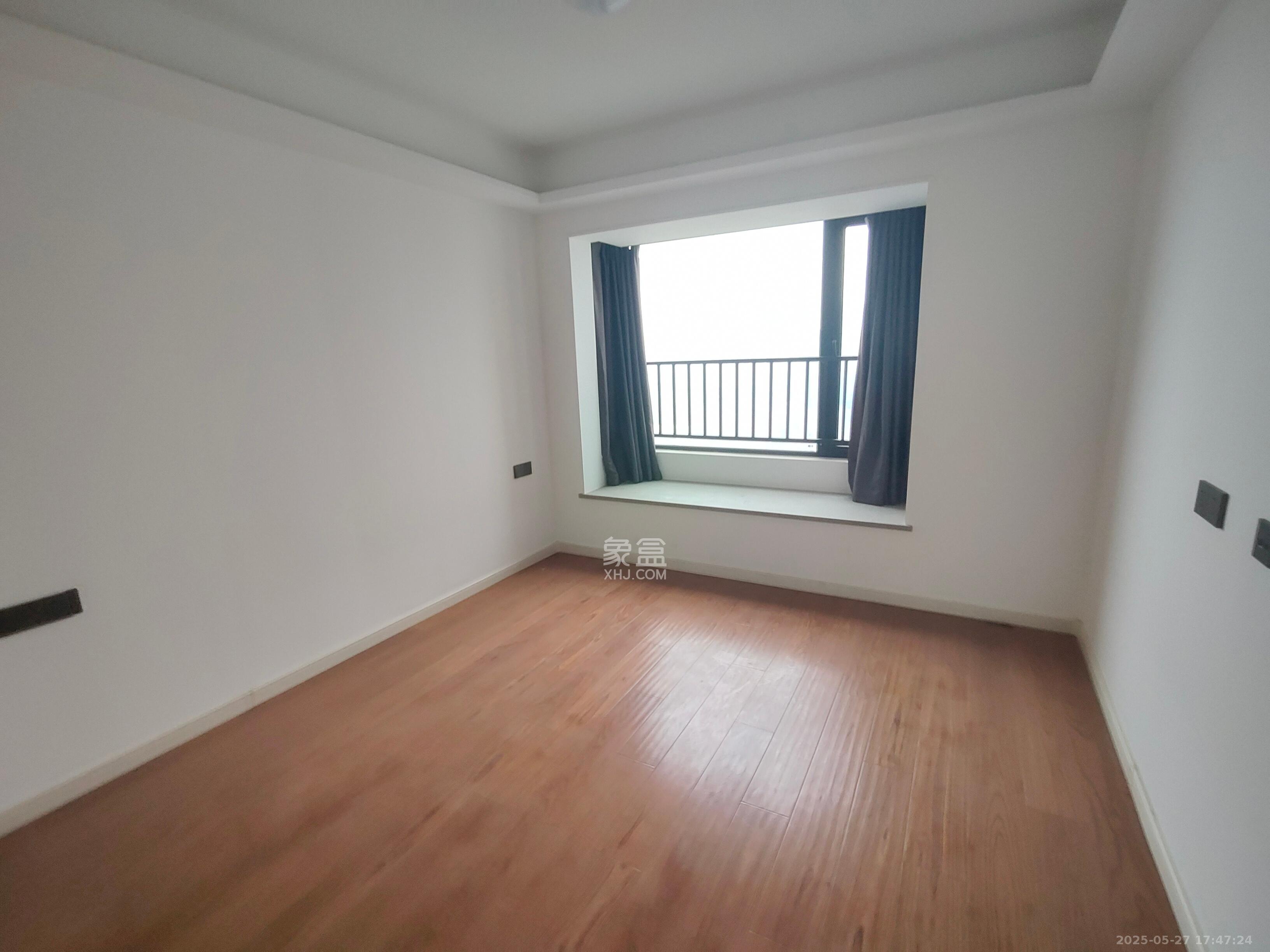 万科金色梦想A区 4室2厅2卫 3500.0元/月 万科金色梦想A区 4室2厅2卫 3500.0元/月室内图