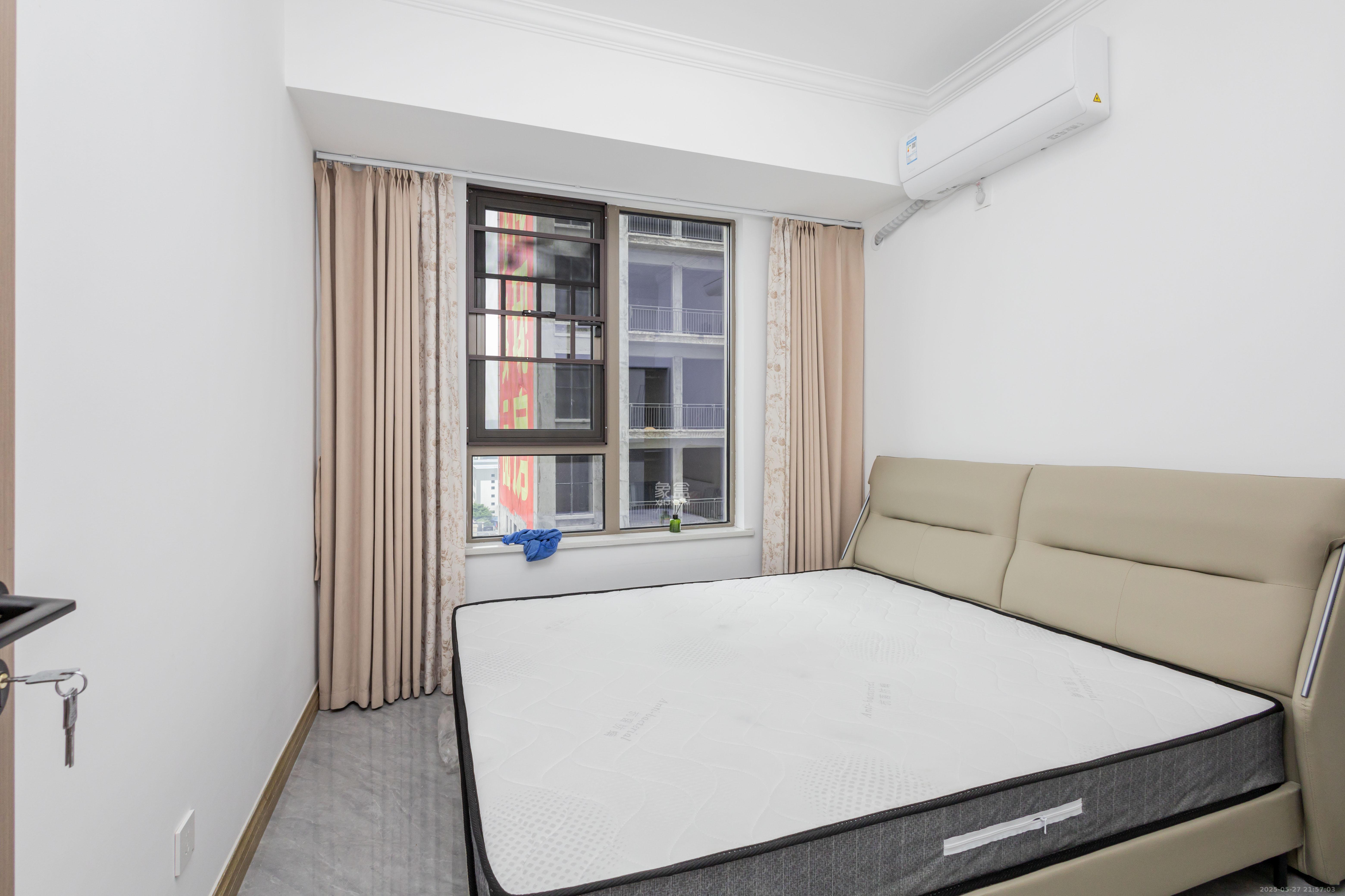 北控浩瀚 4室2厅2卫 98.0万 北控浩瀚 4室2厅2卫 98.0万卧室