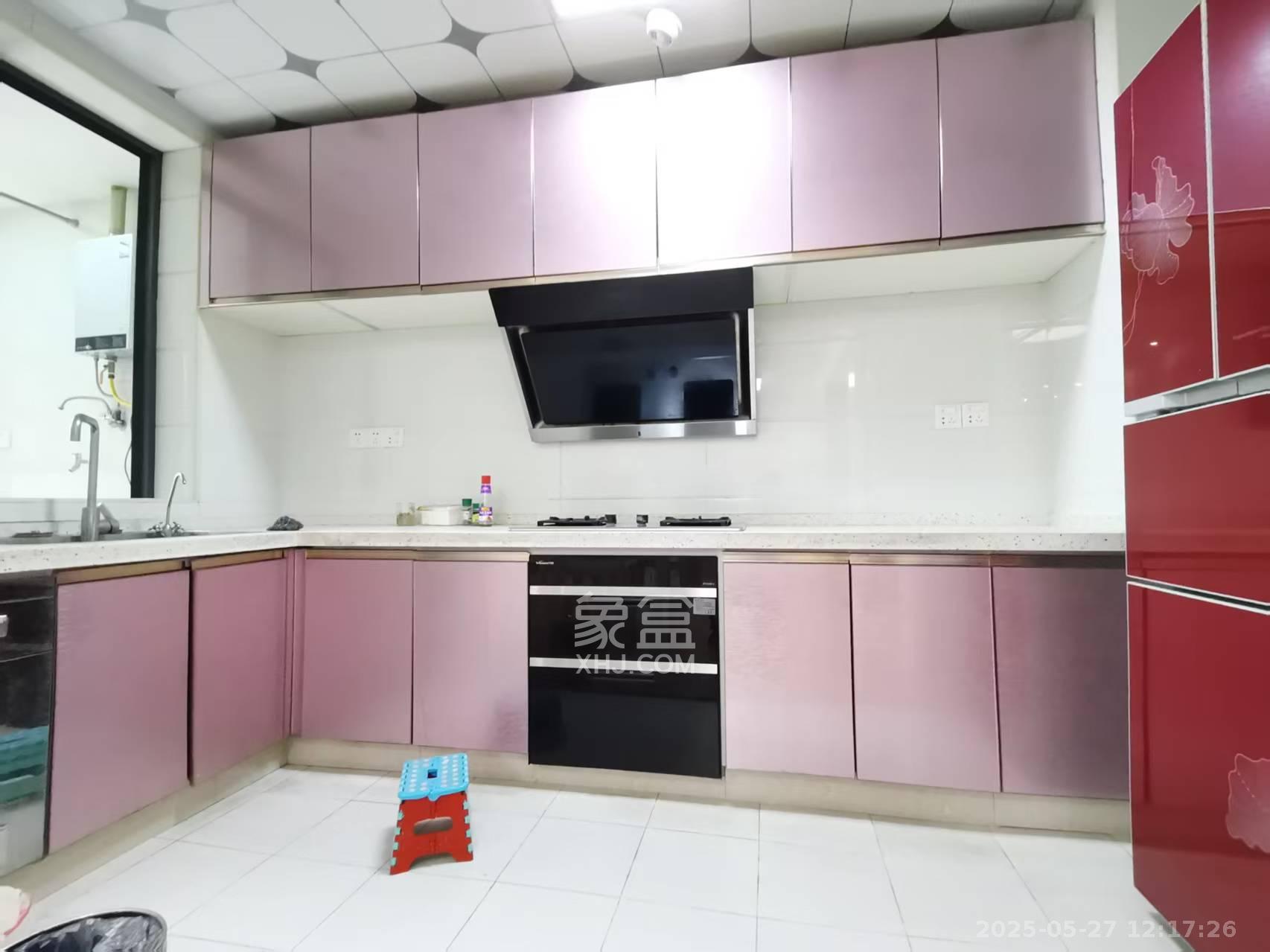 中海梅溪湖壹号  3室2厅1卫    2700.0元/月 中海梅溪湖壹号  3室2厅1卫    2700.0元/月室内图