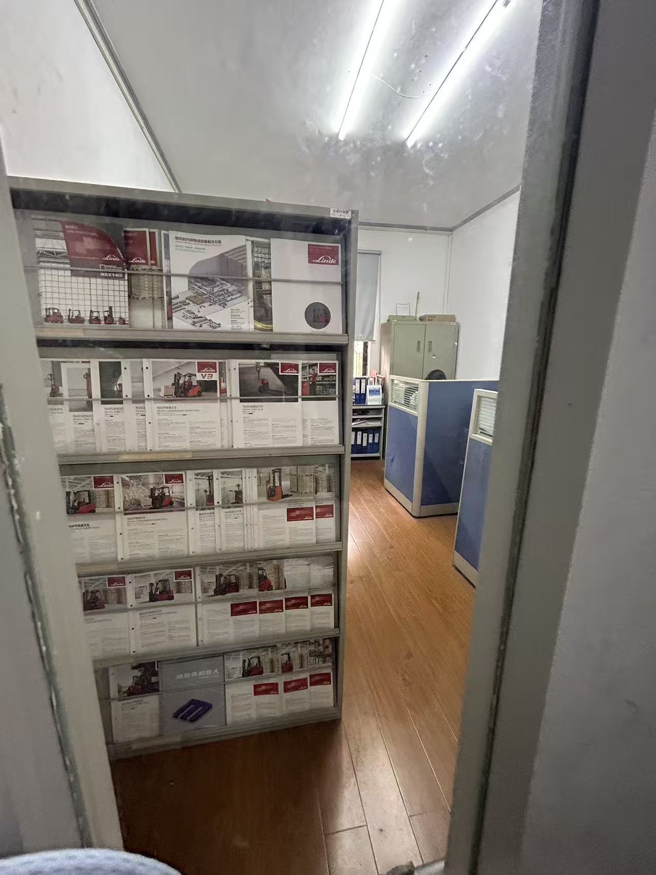 龙园别墅 7室2厅4卫 16000.0元/月 龙园别墅 7室2厅4卫 16000.0元/月室内图