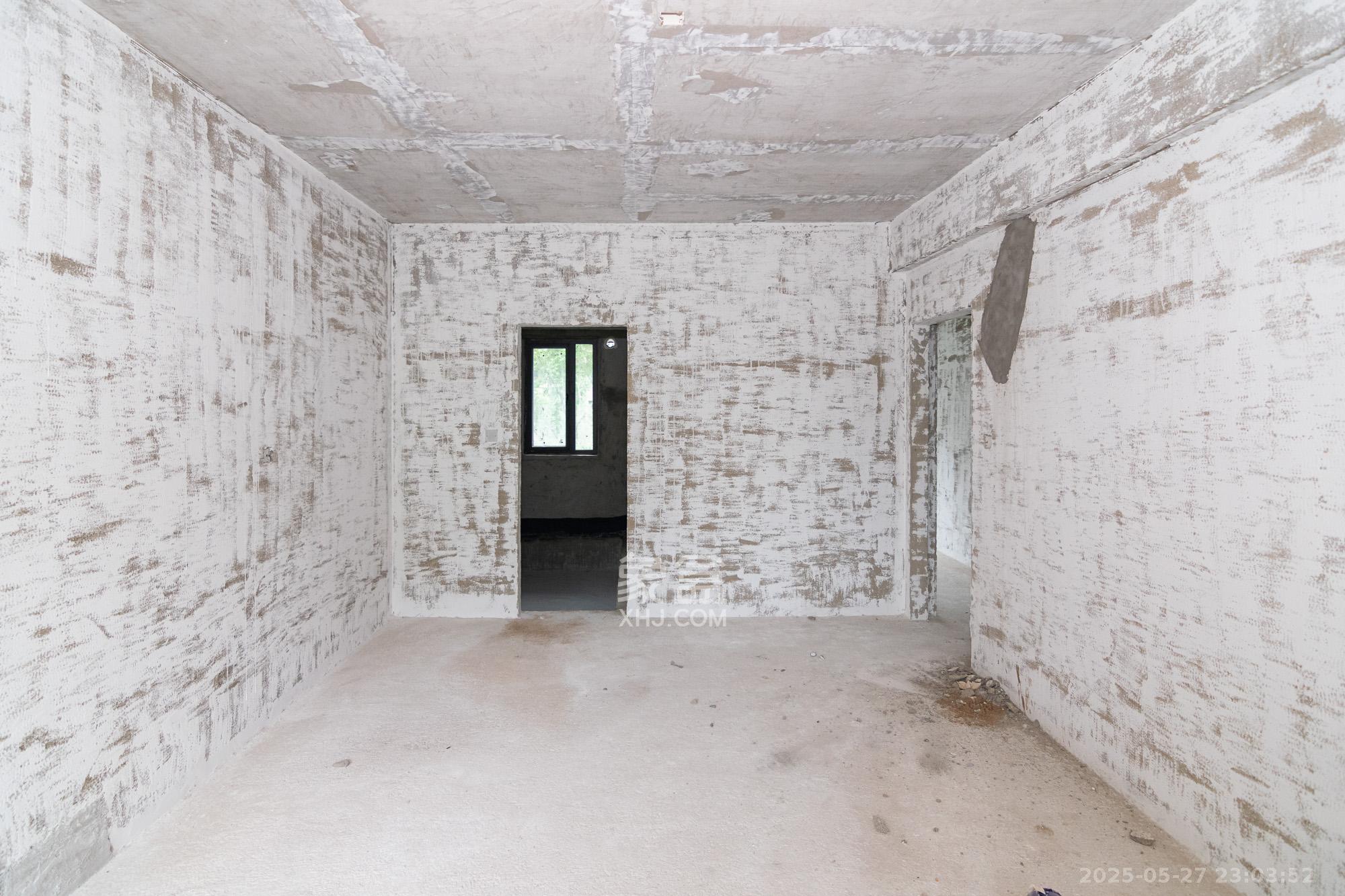 润和谷山郡(悦禧山庄水榭花都) 5室2厅2卫 160.0万 润和谷山郡(悦禧山庄水榭花都) 5室2厅2卫 160.0万卧室