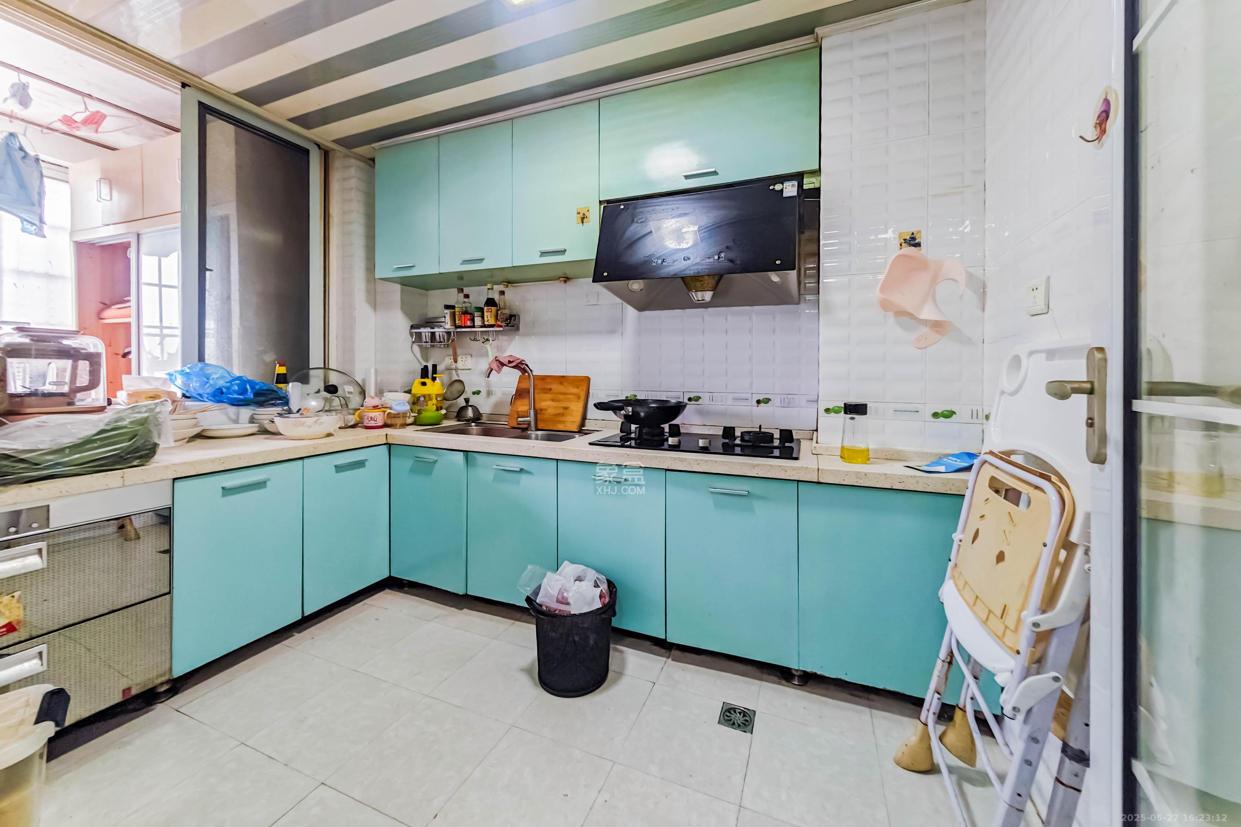 鑫兴佳园  2室2厅1卫    73.0万厨房