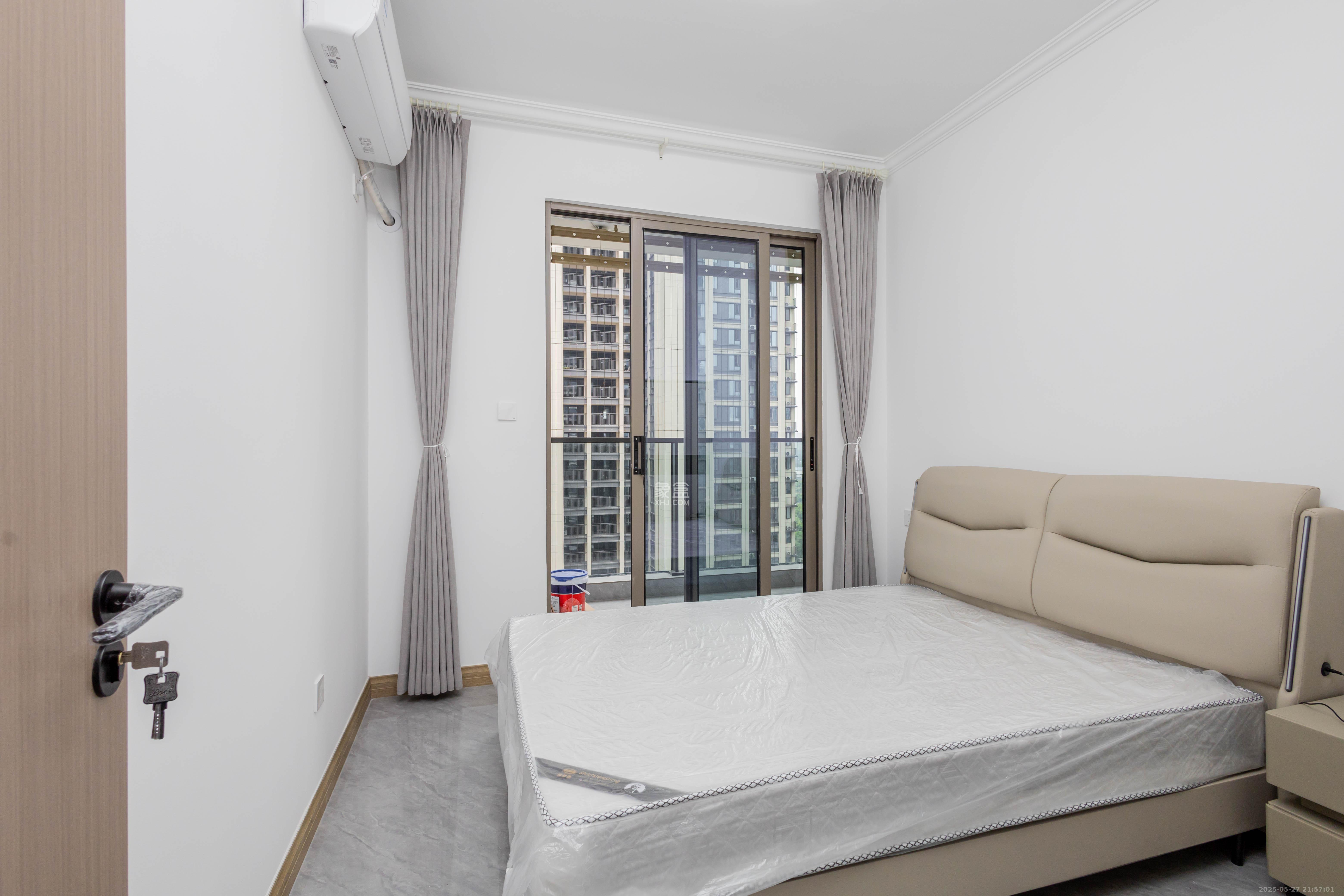 北控浩瀚 4室2厅2卫 98.0万 北控浩瀚 4室2厅2卫 98.0万卧室