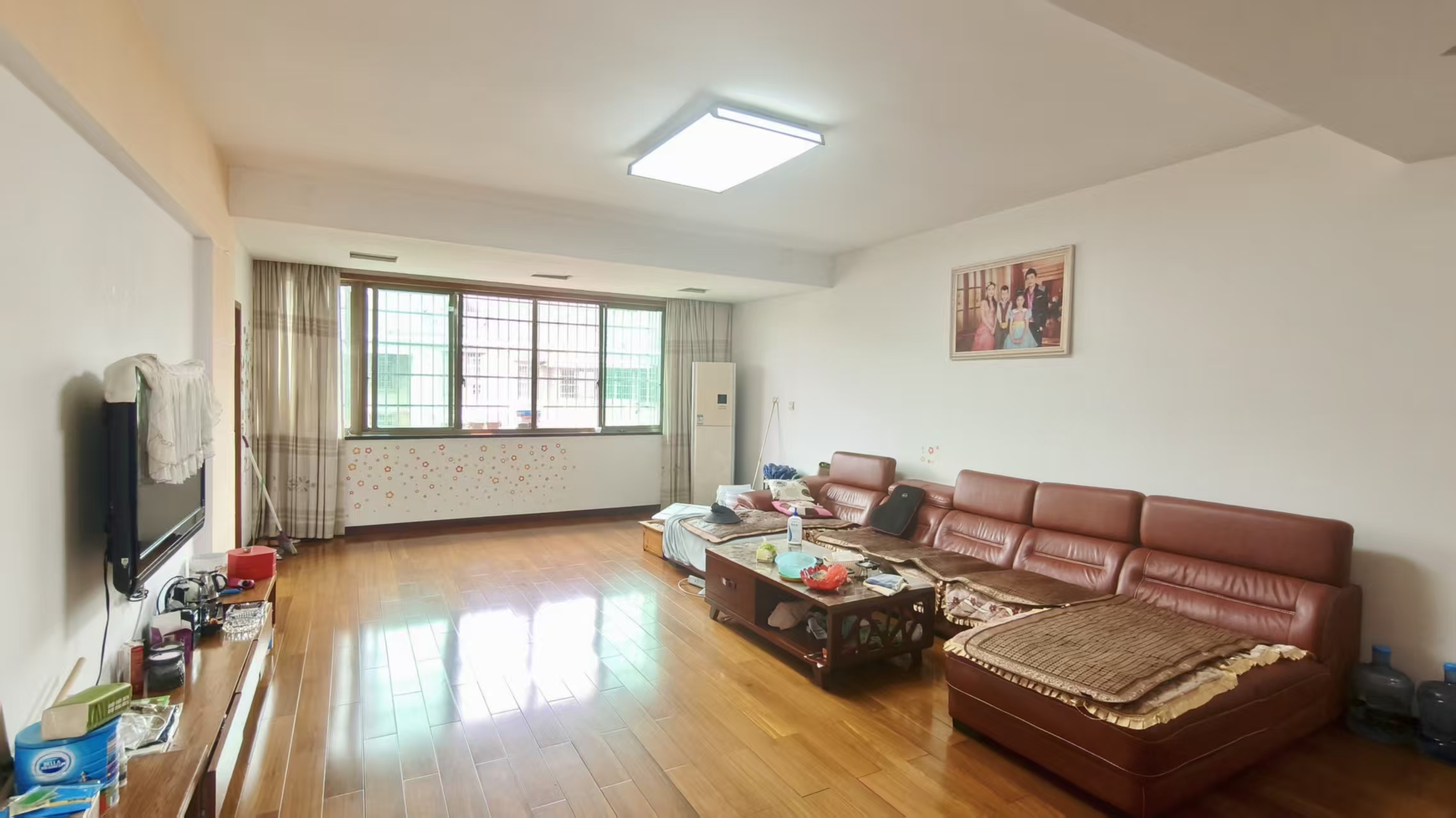 慧泽园(城院教师新村) 4室2厅2卫 68.8万 慧泽园(城院教师新村) 4室2厅2卫 68.8万室内图