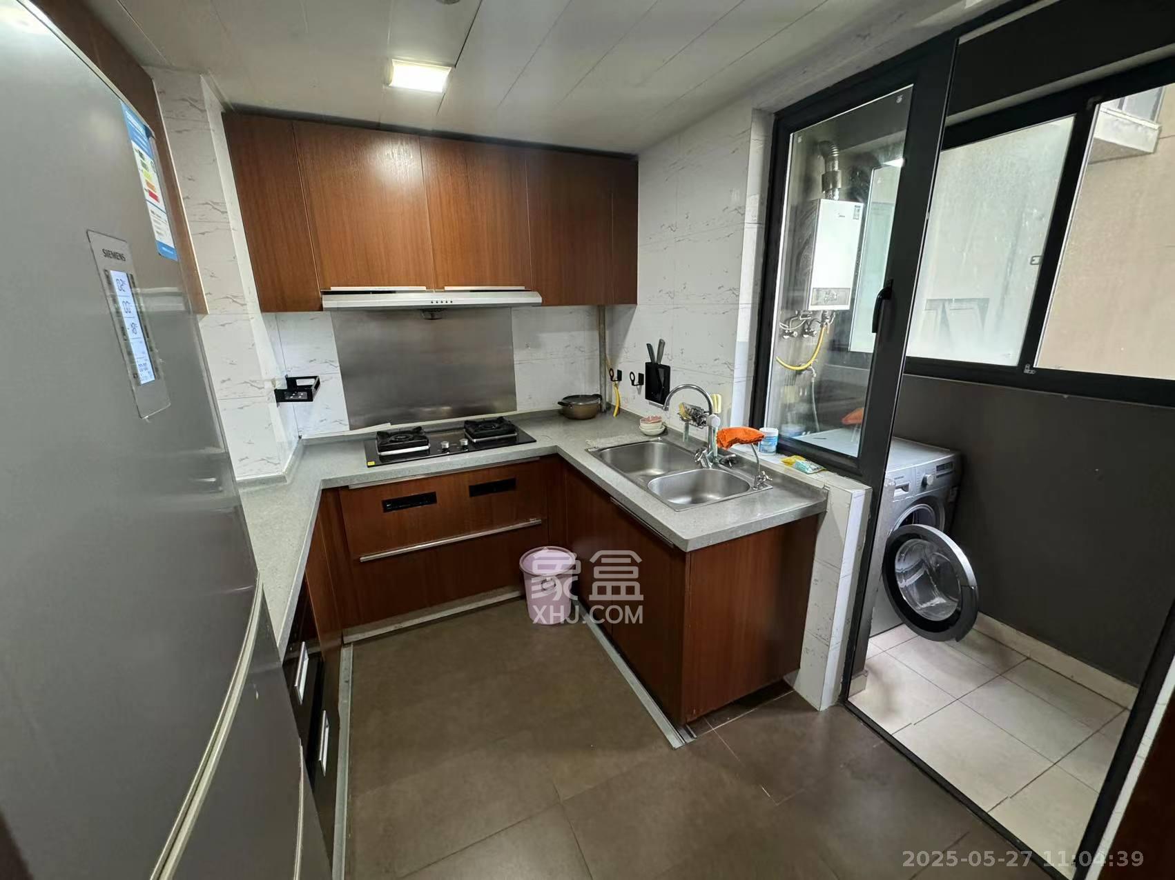 万科金域华府三四期 4室2厅2卫 3500.0元/月 万科金域华府三四期 4室2厅2卫 3500.0元/月室内图