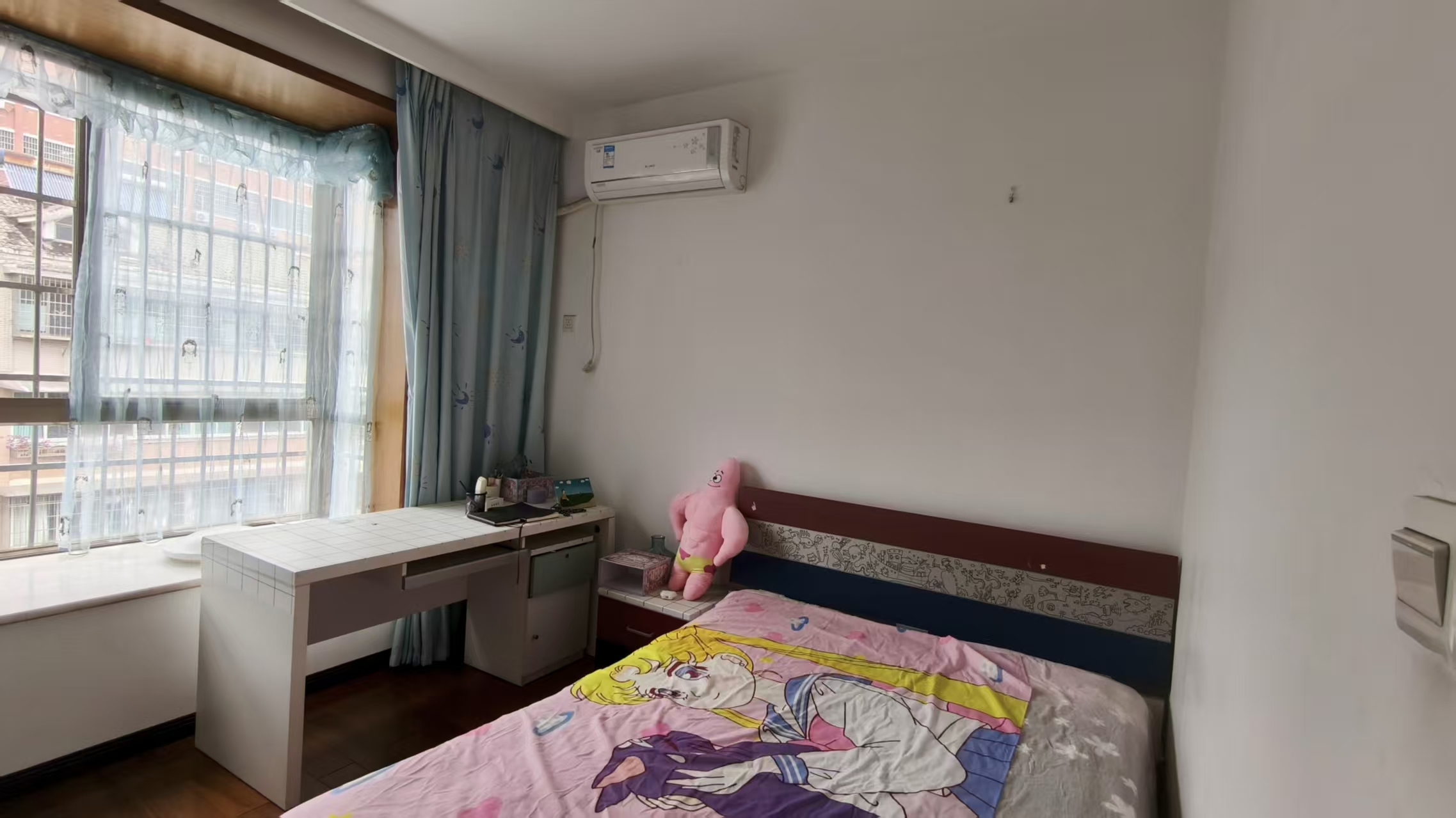 慧泽园(城院教师新村) 4室2厅2卫 68.8万 慧泽园(城院教师新村) 4室2厅2卫 68.8万室内图