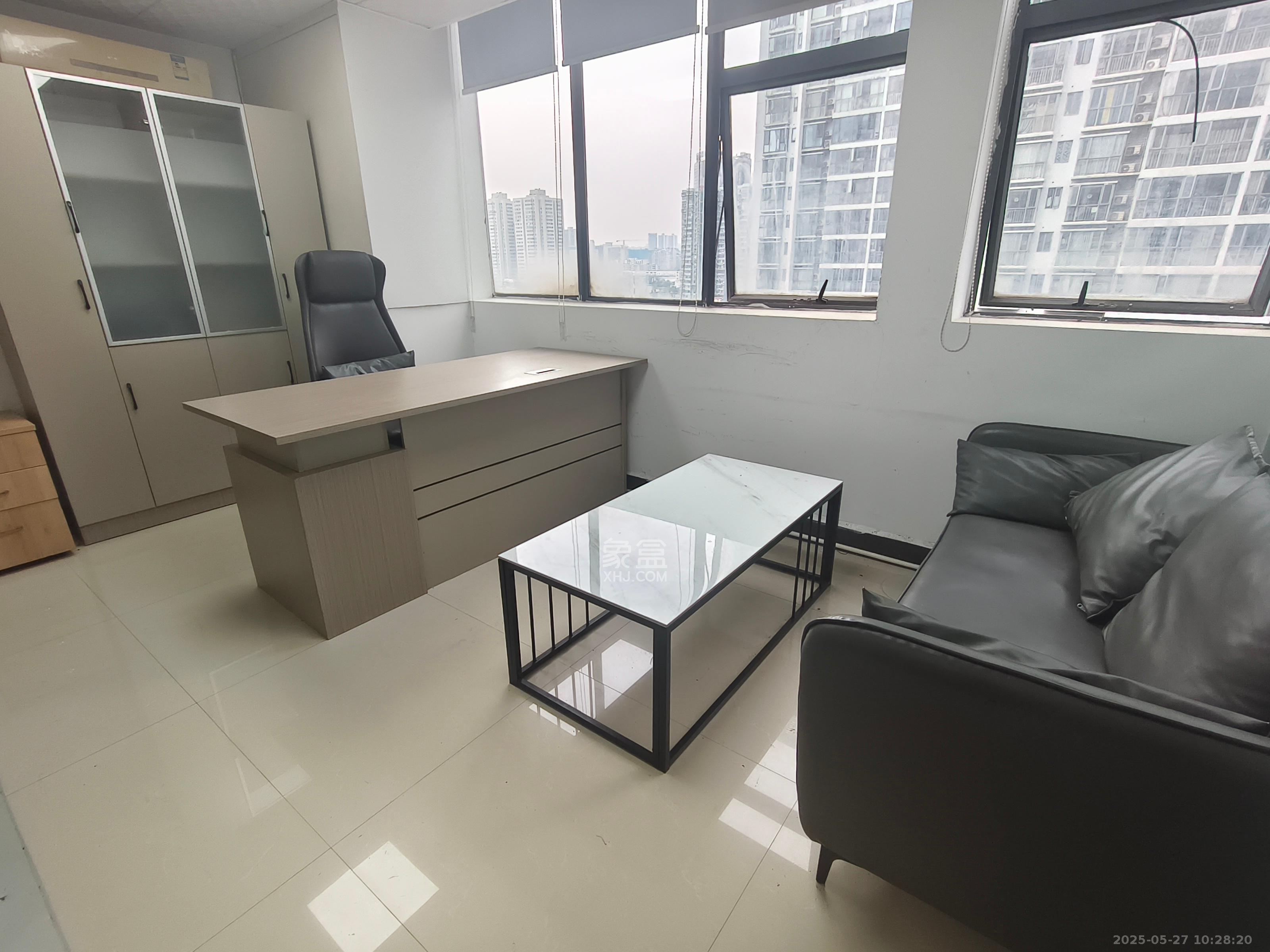 湘域中央 1室0厅0卫 5000.0元/月 湘域中央 1室0厅0卫 5000.0元/月室内图