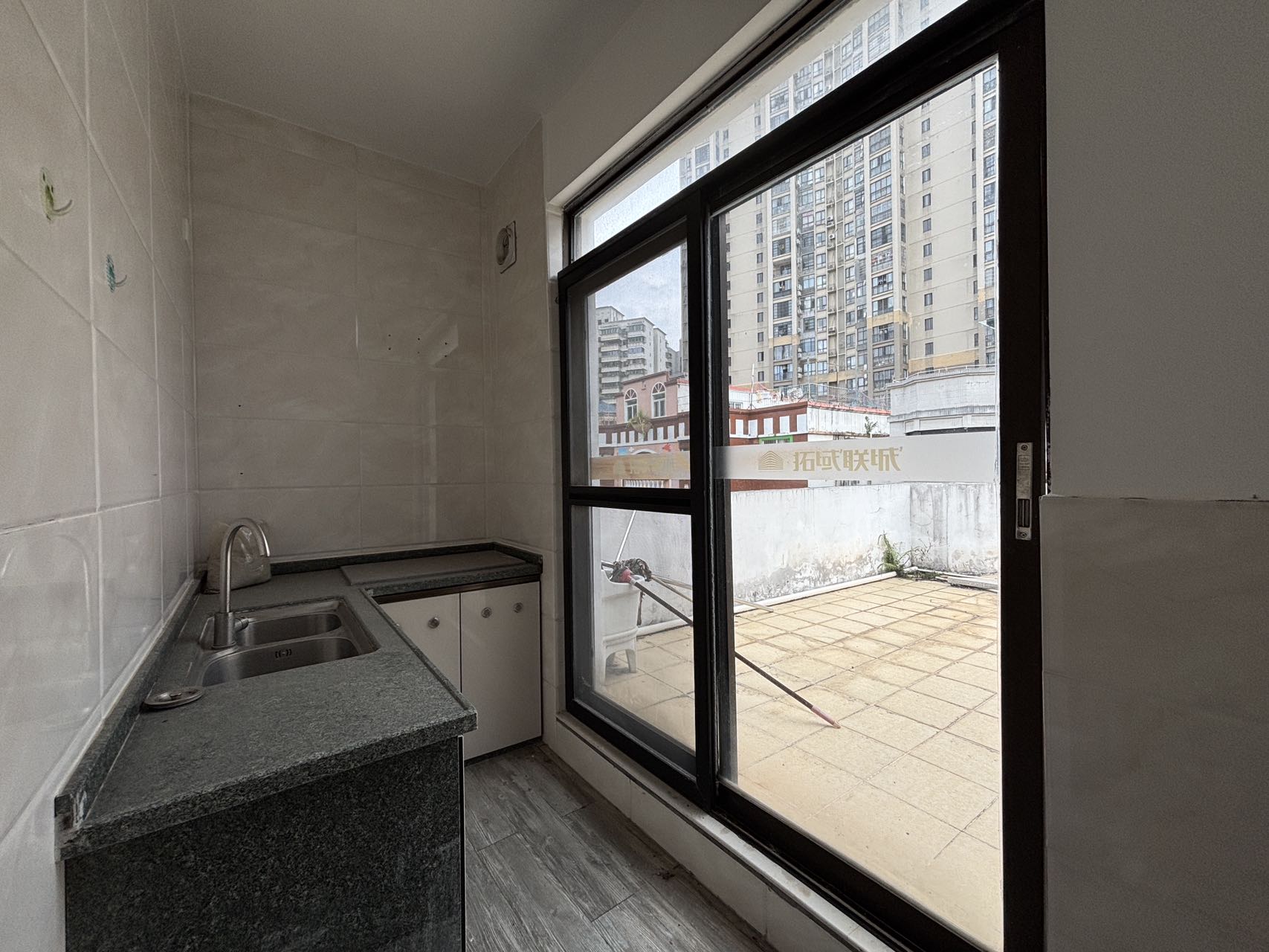 梨园别墅(龙昆南) 8室2厅3卫 16000.0元/月 梨园别墅(龙昆南) 8室2厅3卫 16000.0元/月室内图