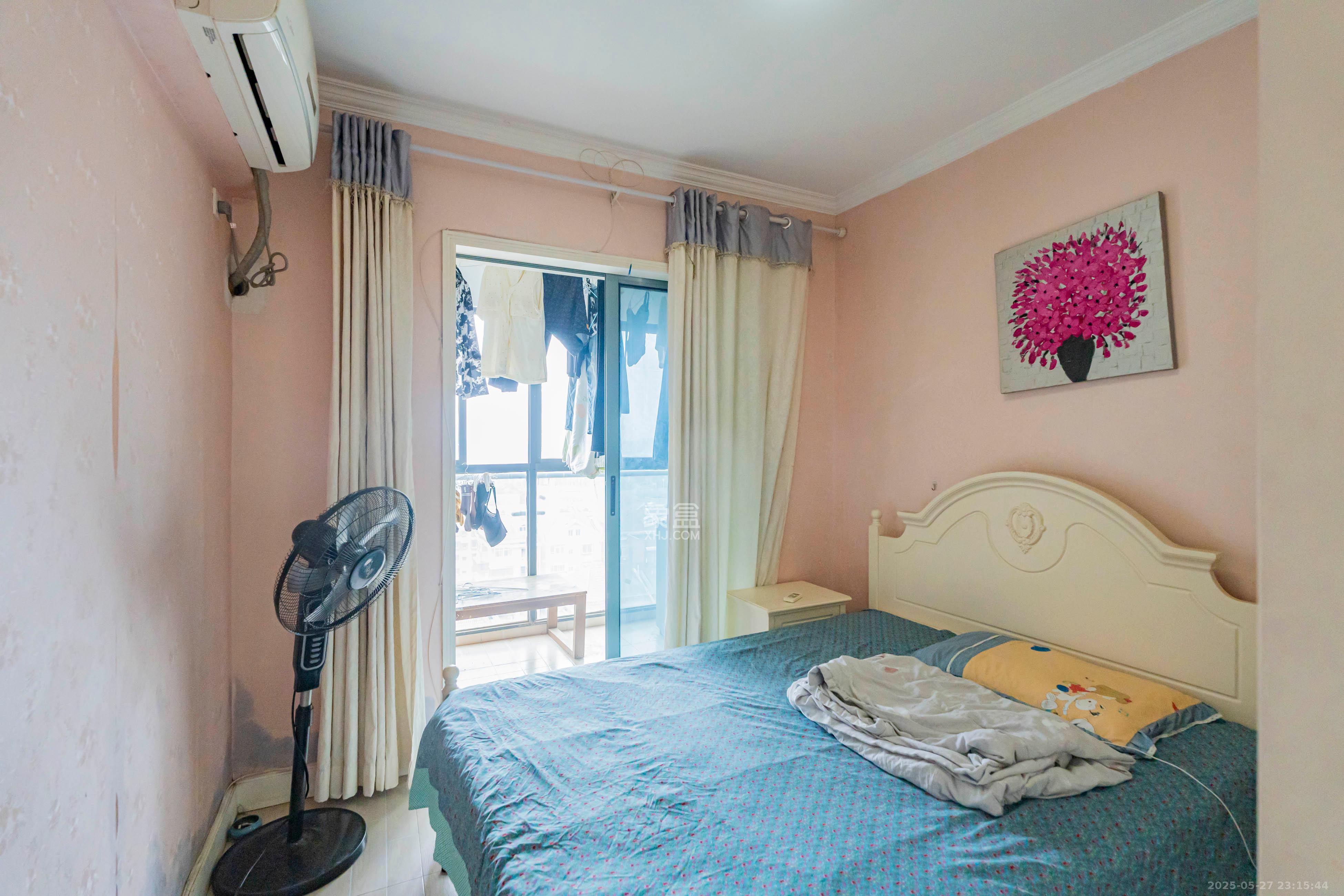 雄新水印廊桥(雄新华府) 2室2厅1卫 70.0万 雄新水印廊桥(雄新华府) 2室2厅1卫 70.0万卧室