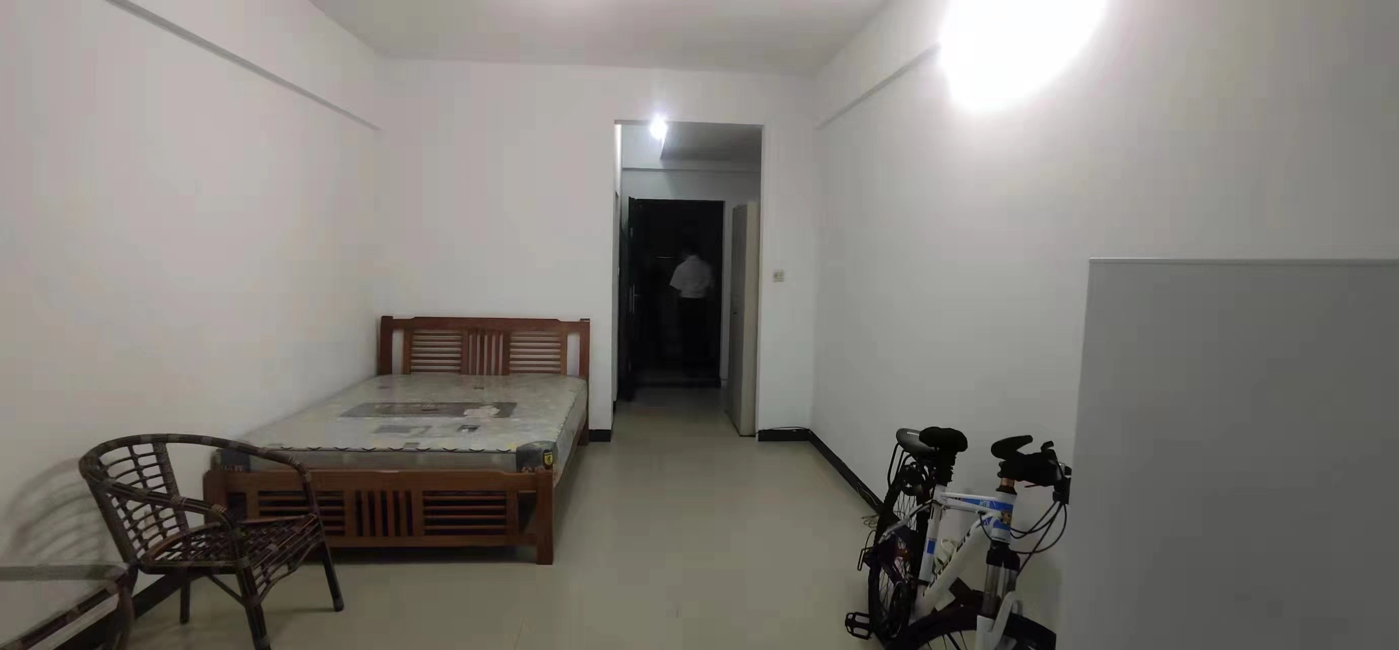 俊园大厦 1室1厅1卫 1500.0元/月 俊园大厦 1室1厅1卫 1500.0元/月室内图