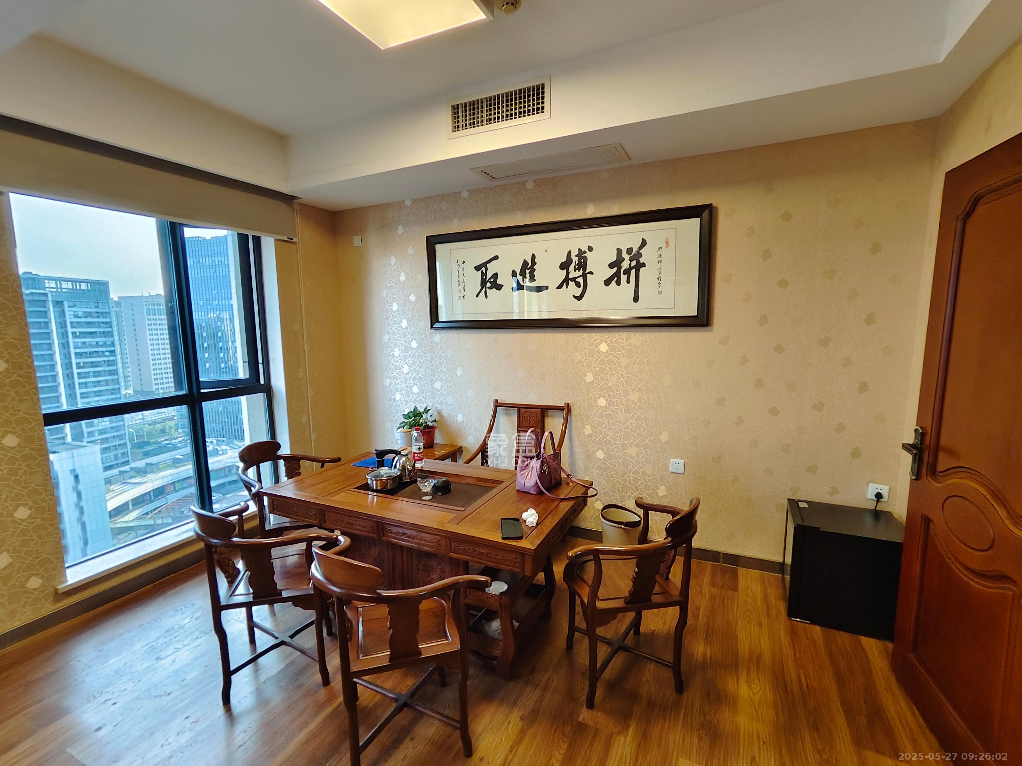 德思勤城市广场(宝格丽公寓) 2室2厅1卫 4500.0元/月 德思勤城市广场(宝格丽公寓) 2室2厅1卫 4500.0元/月室内图