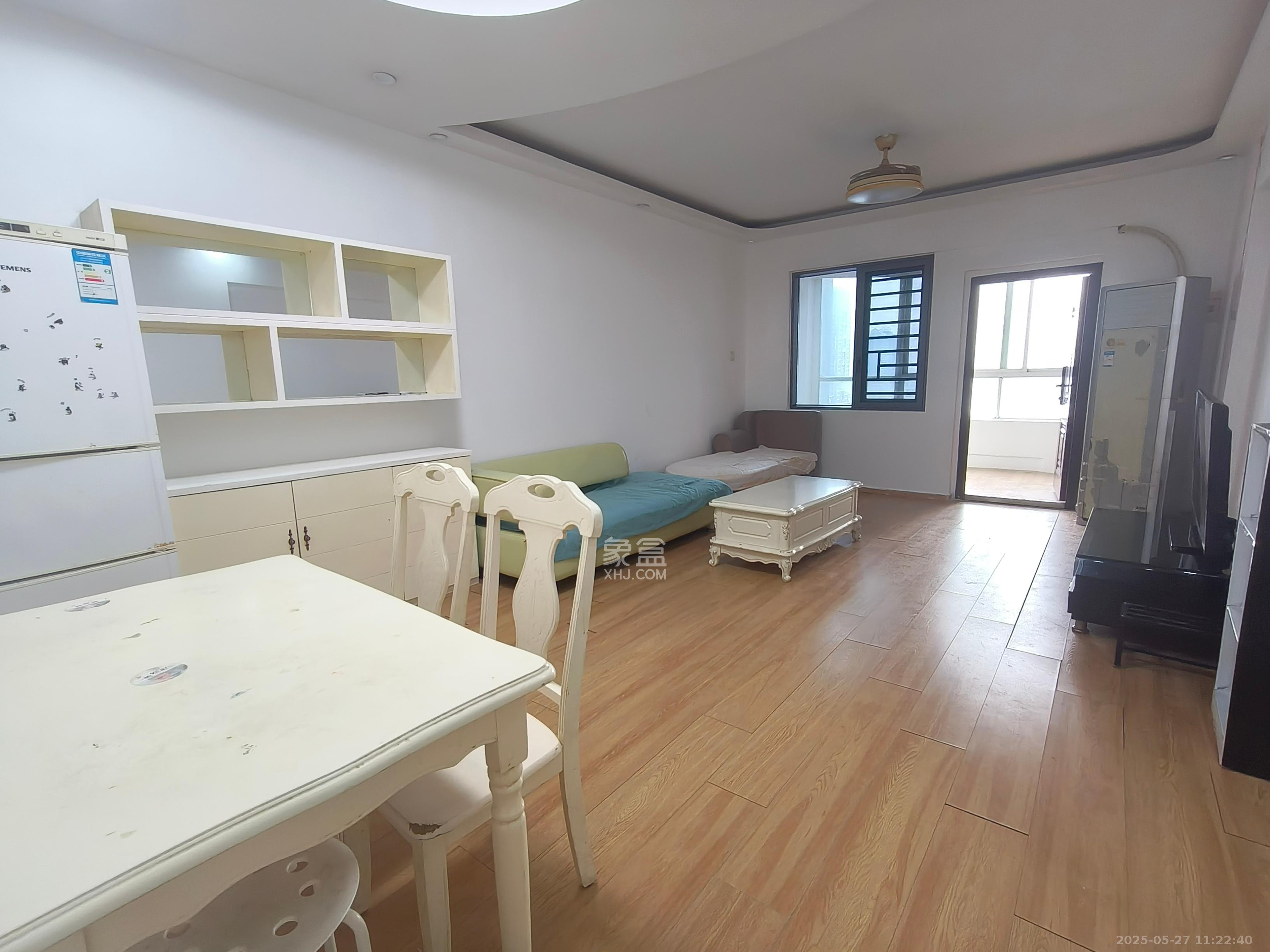 五一大道202(中环壹世界)  2室2厅1卫    3200.0元/月 五一大道202(中环壹世界)  2室2厅1卫    3200.0元/月室内图