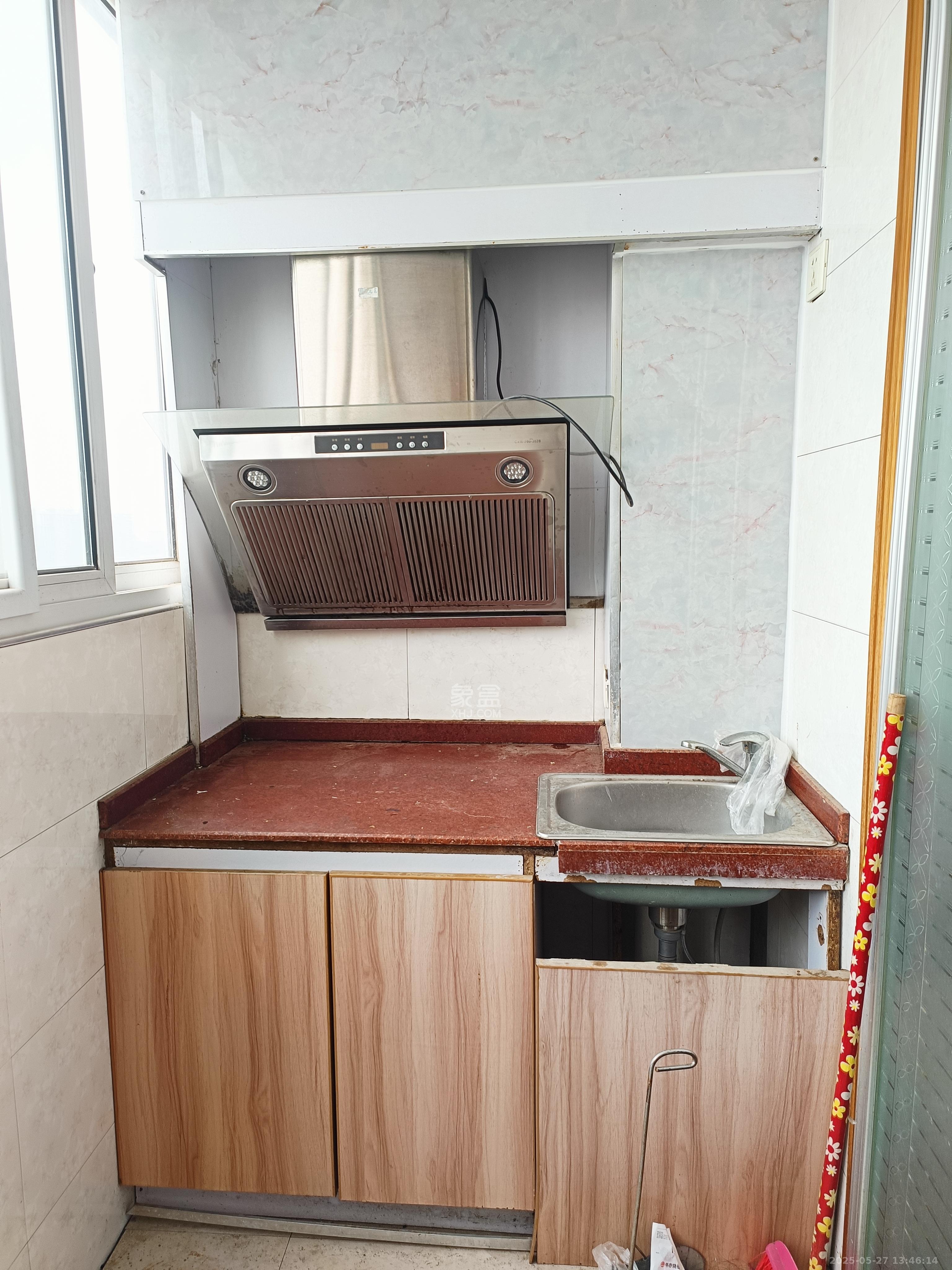 未来蜂巢  1室1厅1卫   950.00元/月室内图
