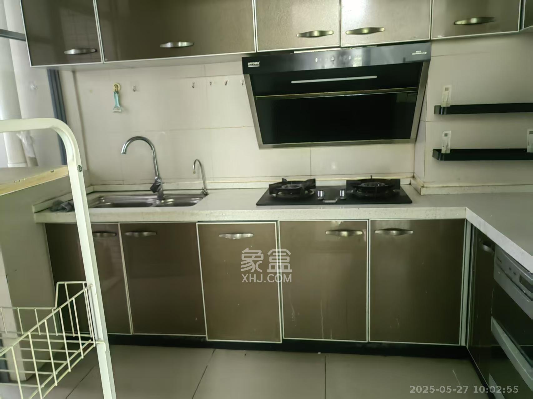 银港水晶城  2室2厅2卫    2200.0元/月室内图