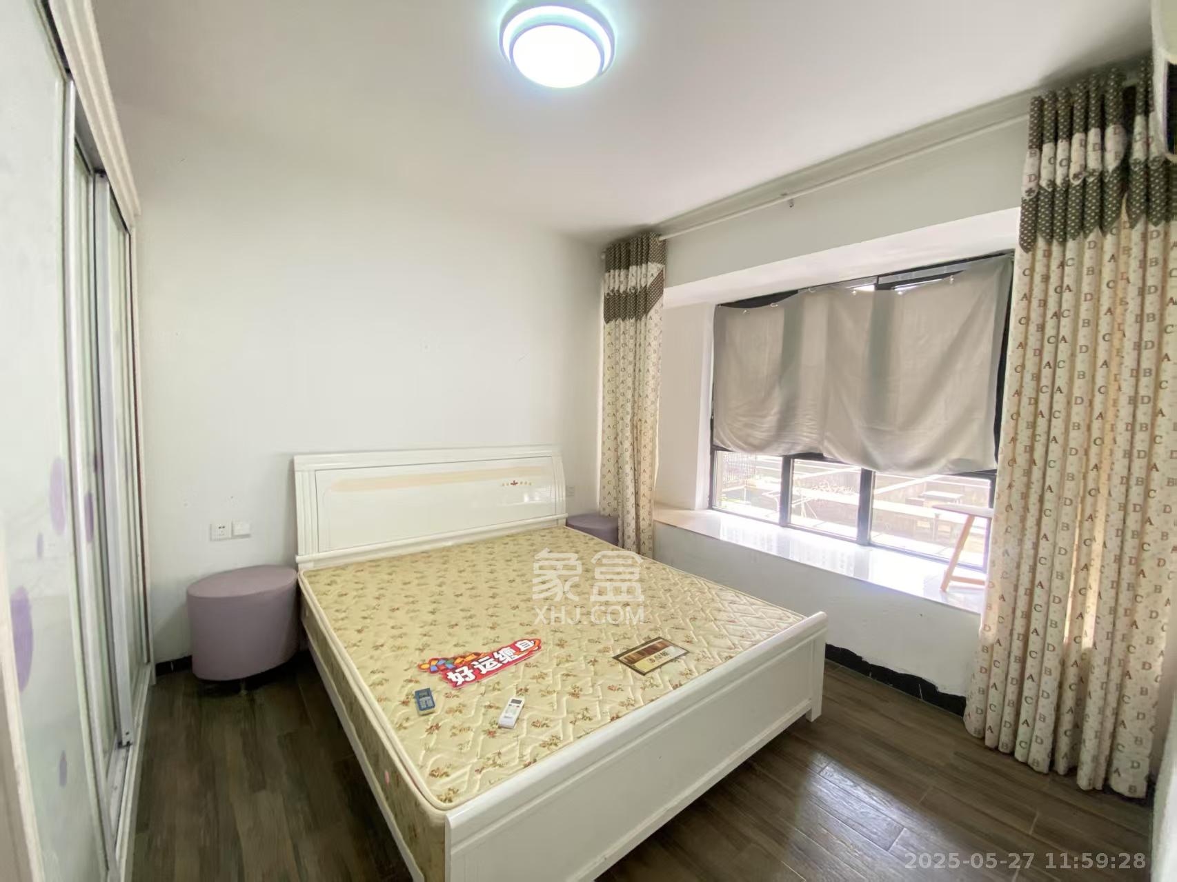 万达华府  3室2厅1卫   1700.00元/月室内图