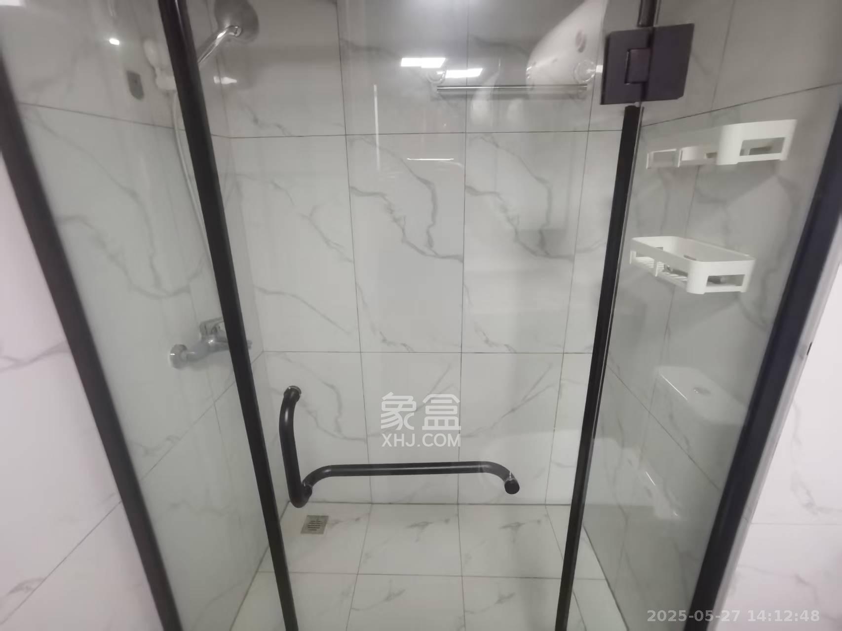 樾山公馆湖湘中心 2室2厅1卫 3400.0元/月 樾山公馆湖湘中心 2室2厅1卫 3400.0元/月室内图