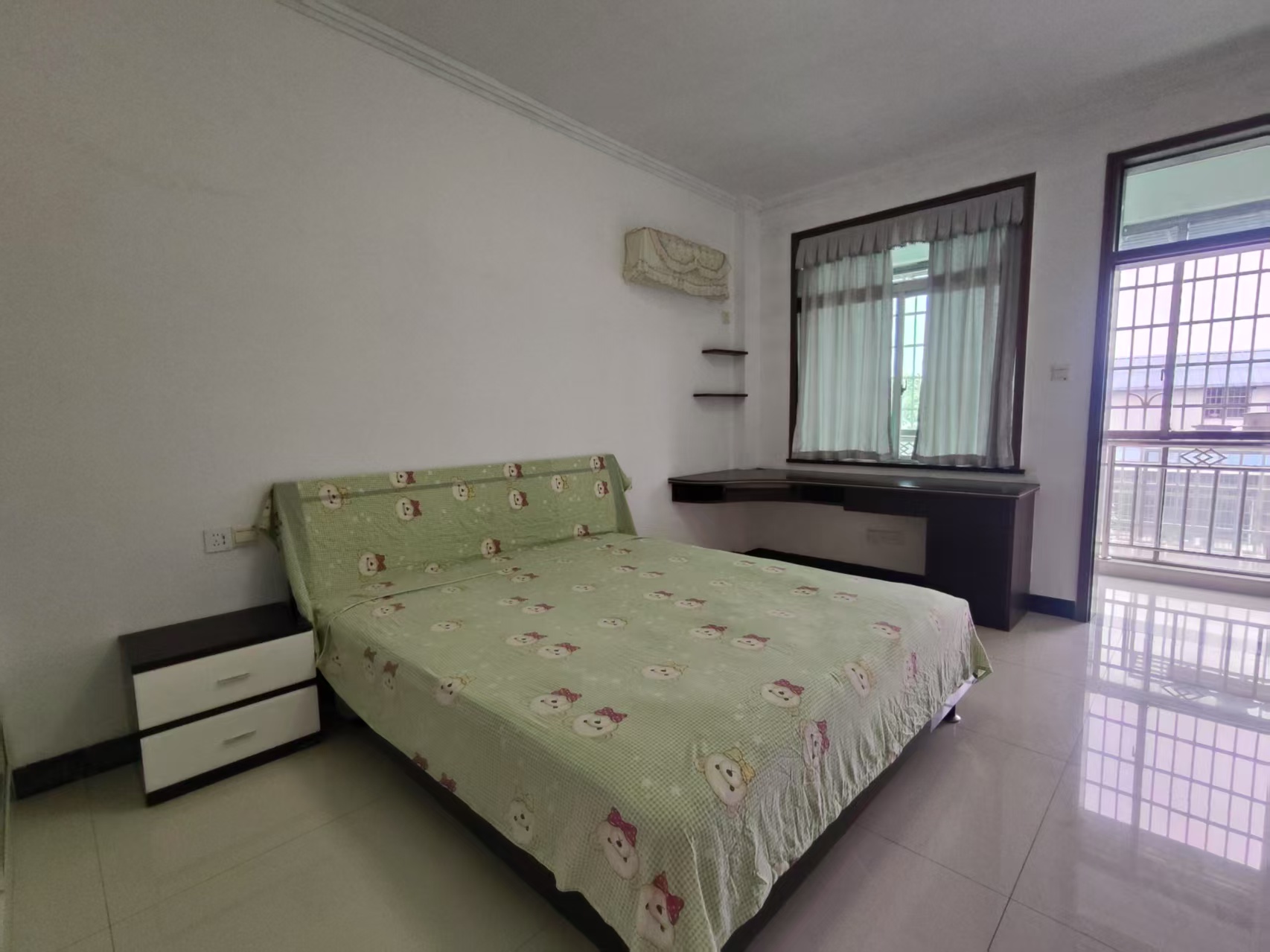 秀水俪园 3室2厅2卫 42.8万 秀水俪园 3室2厅2卫 42.8万客厅