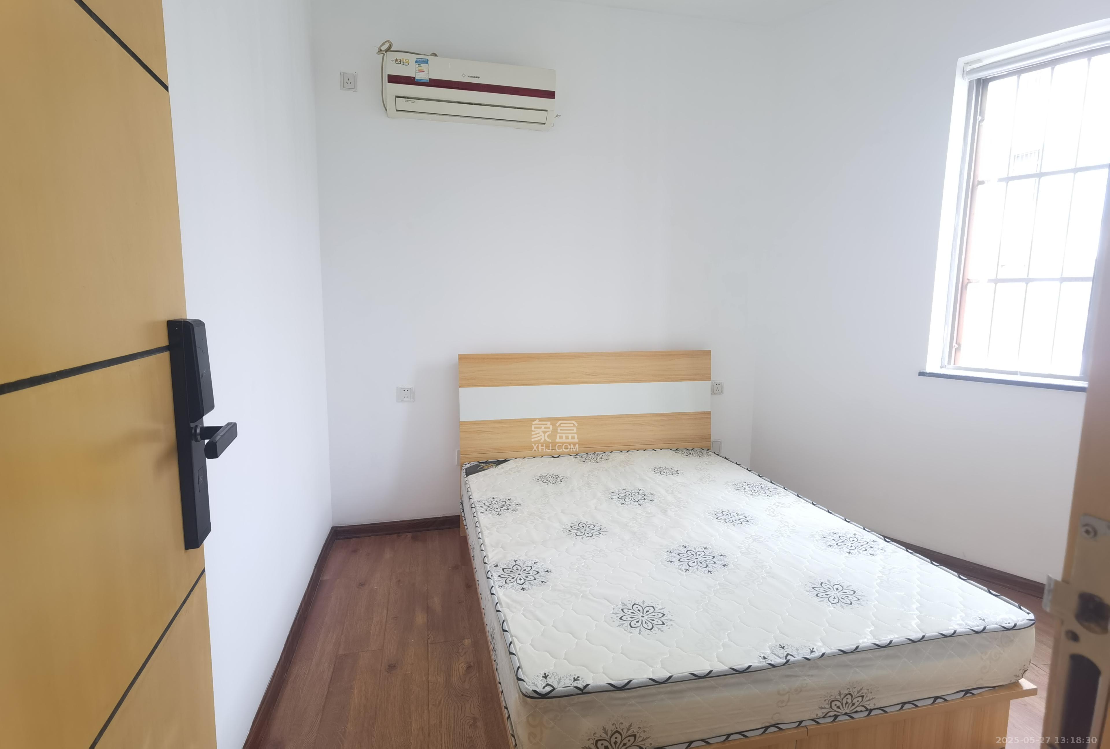 西岸润泽府  5室2厅3卫    4500.0元/月室内图