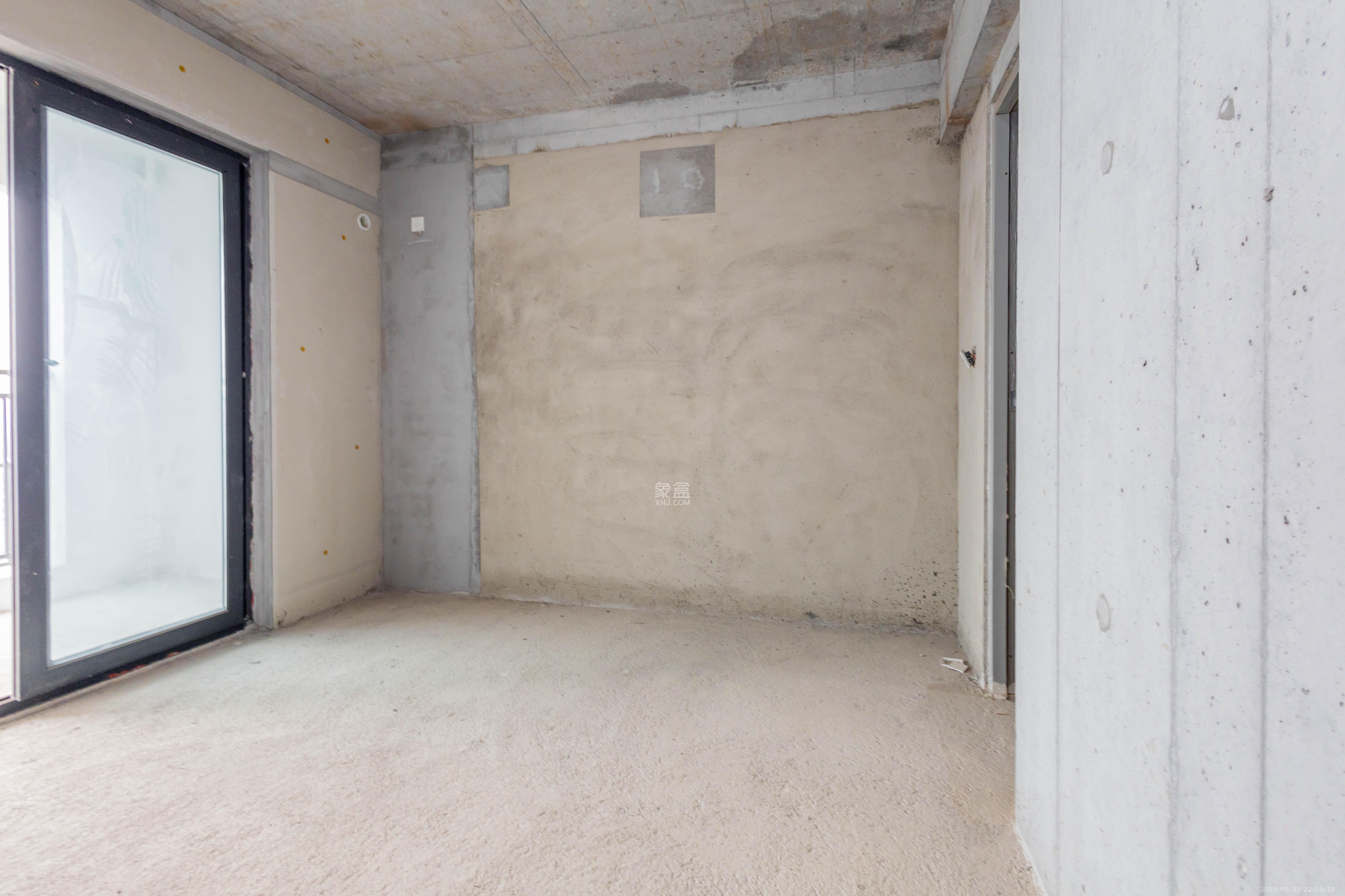 旭辉汇樾城 3室2厅2卫 82.8万 旭辉汇樾城 3室2厅2卫 82.8万卧室