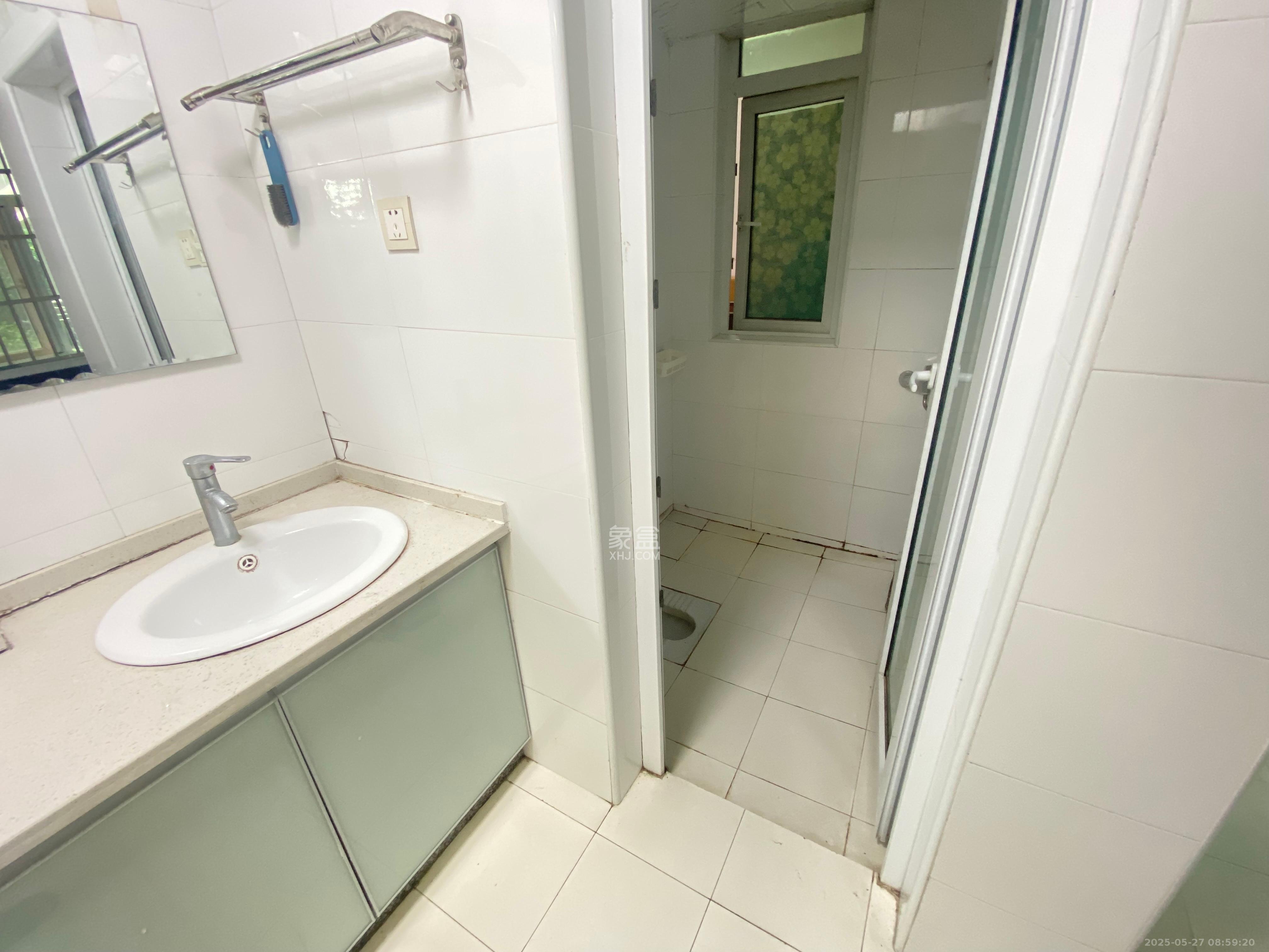 格林星城 2室2厅1卫 2100.0元/月 格林星城 2室2厅1卫 2100.0元/月室内图