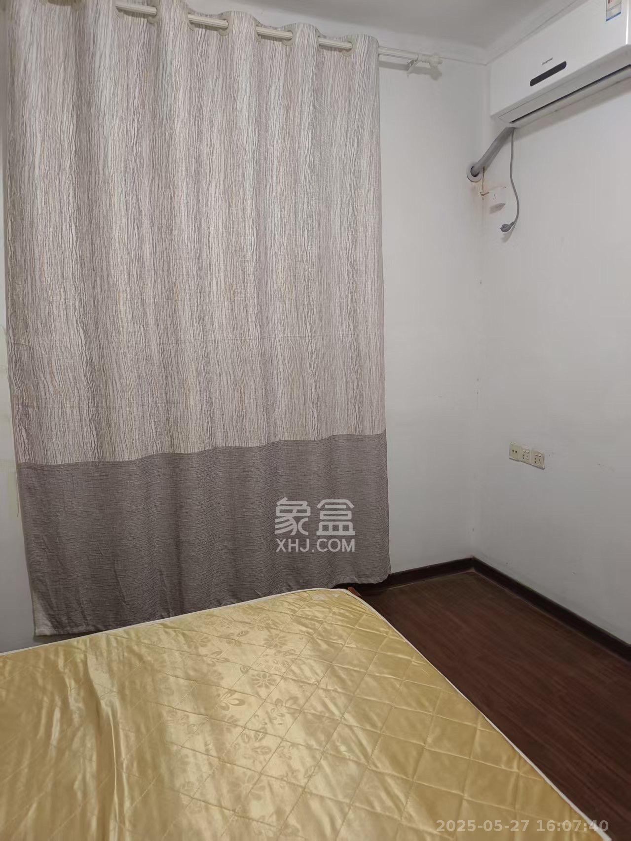 砂子塘社区 2室1厅1卫 1700.0元/月 砂子塘社区 2室1厅1卫 1700.0元/月室内图