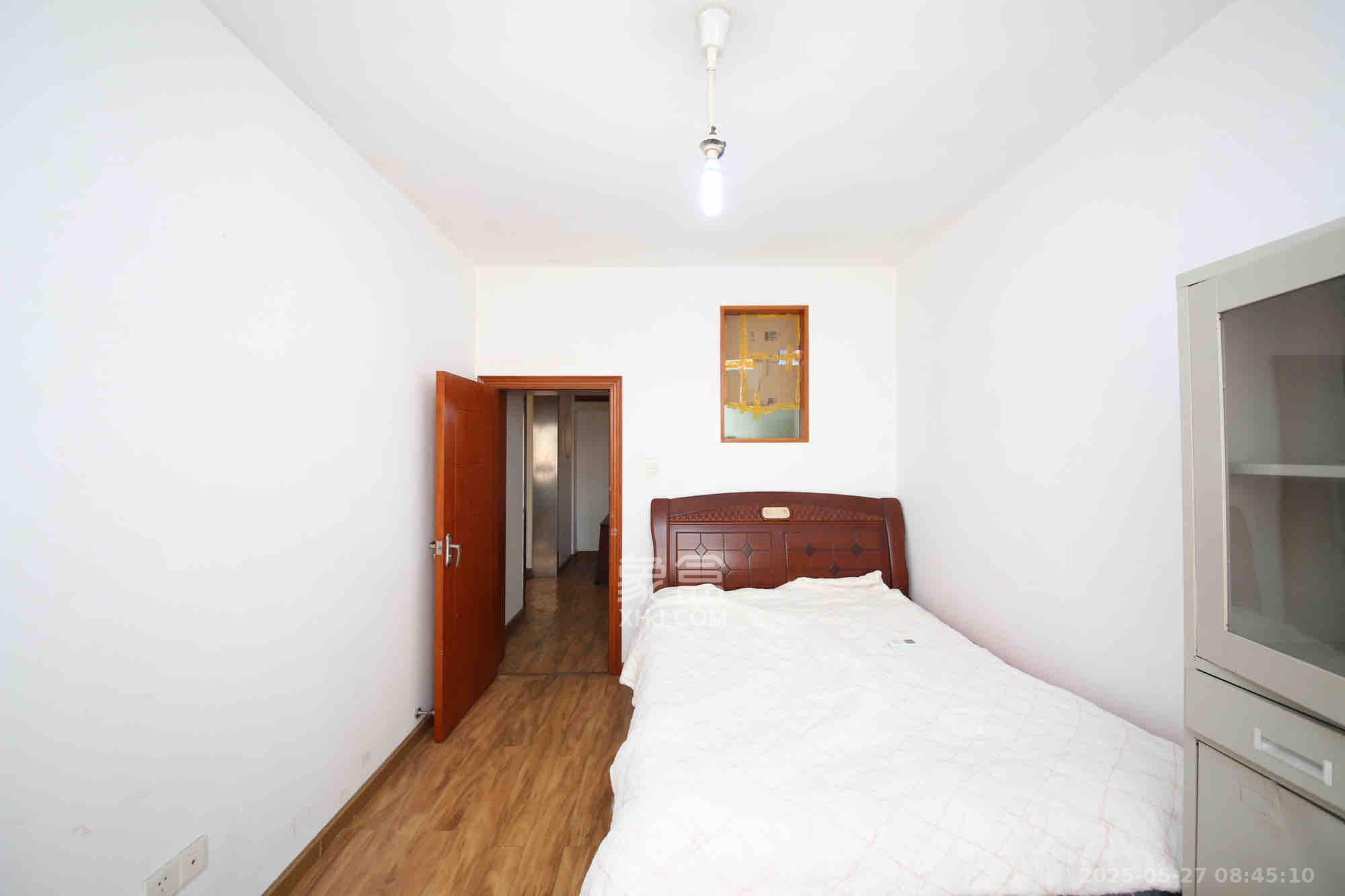 戥子桥散盘  3室1厅1卫    1800.0元/月 戥子桥散盘  3室1厅1卫    1800.0元/月室内图